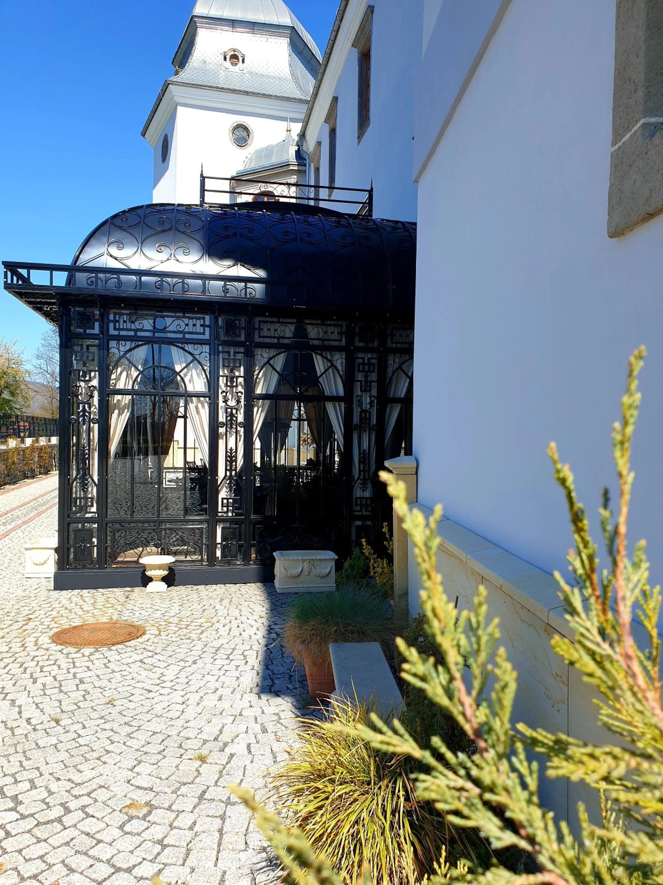Property building in Galicia Nueva, castle hotel