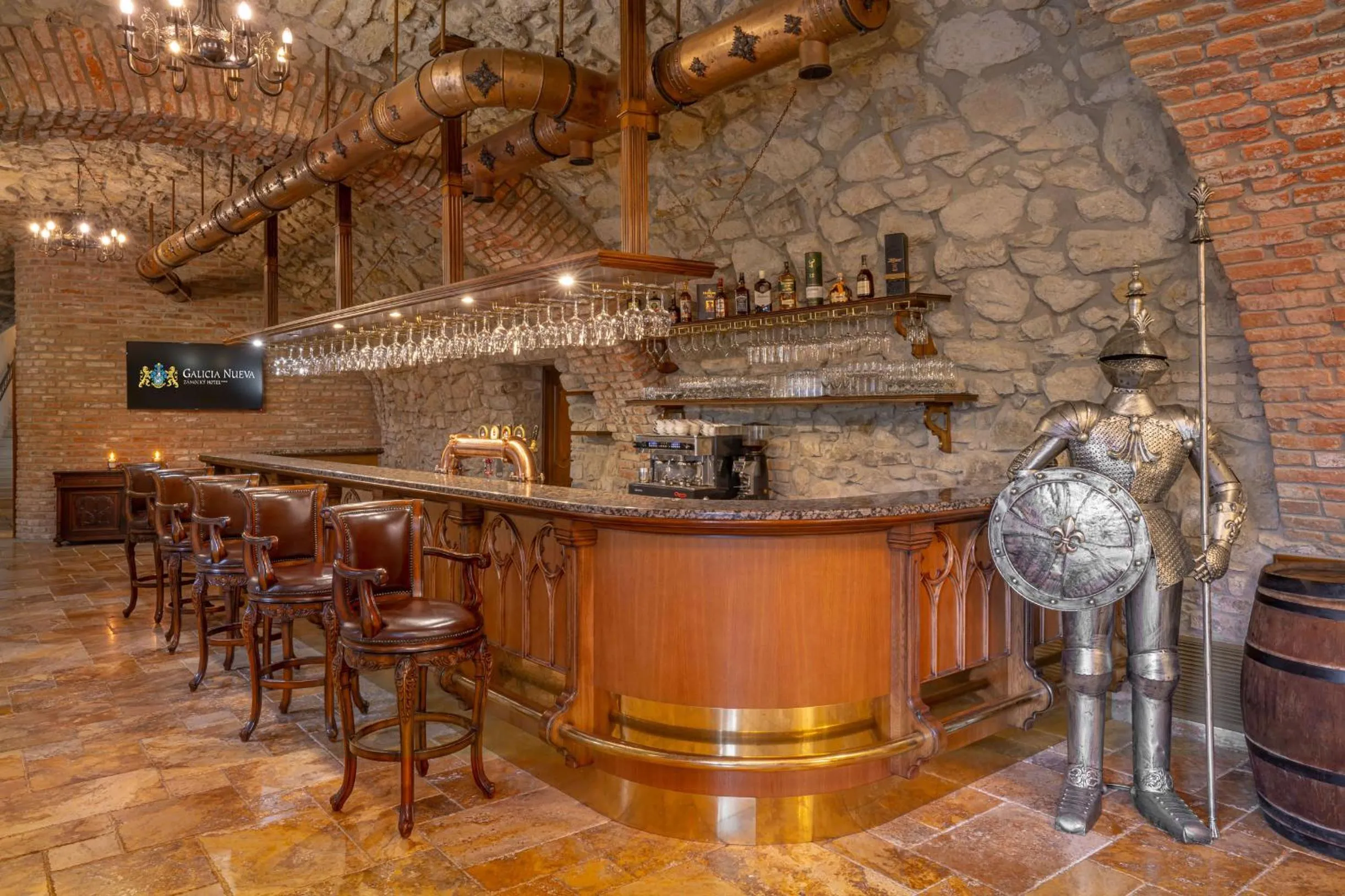 Lounge or bar in Galicia Nueva, castle hotel