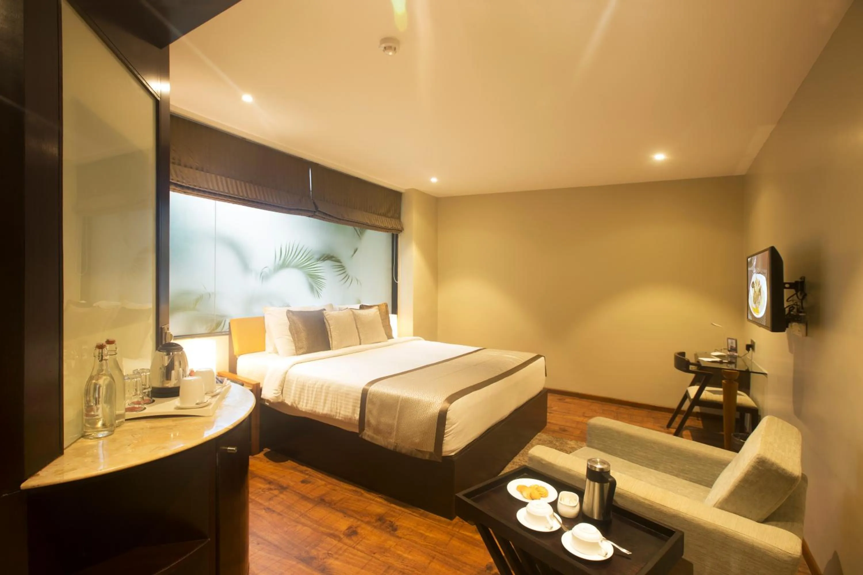 Bedroom, Bed in Sea Shell Coral Cove