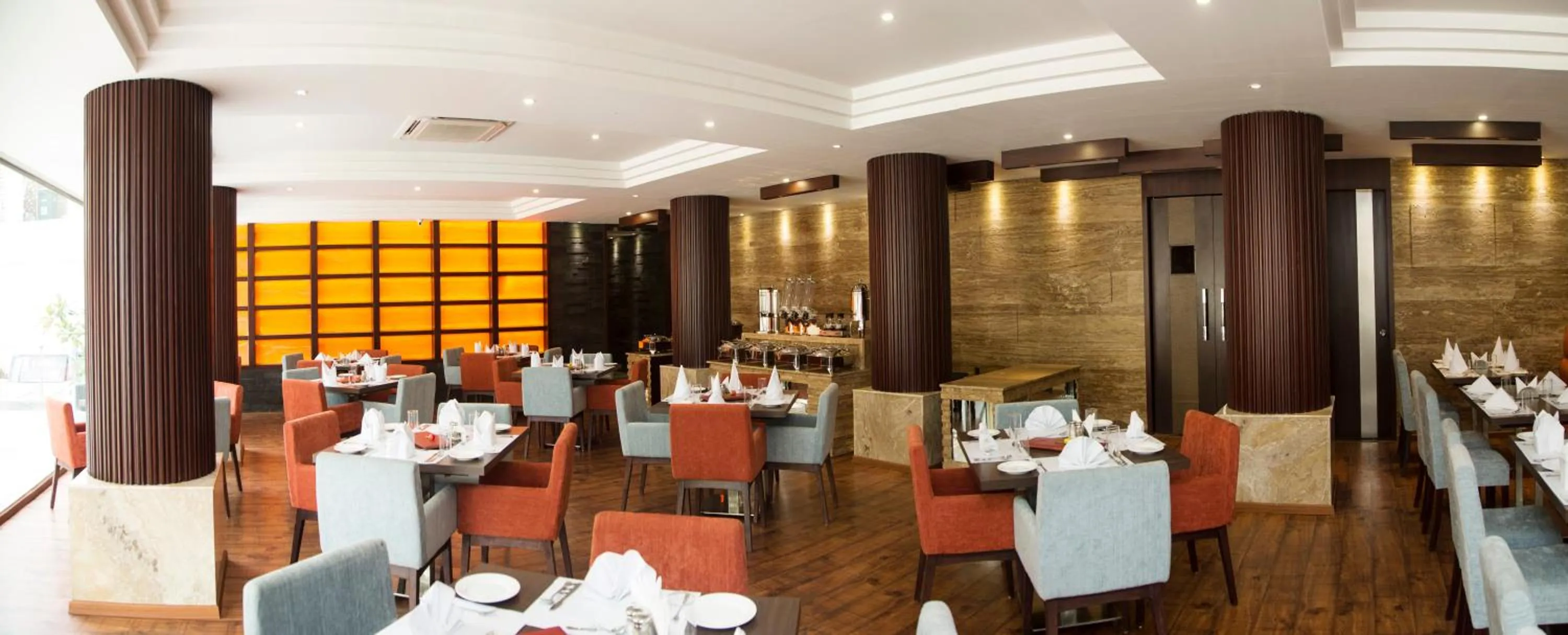 Restaurant/places to eat in Sea Shell Coral Cove