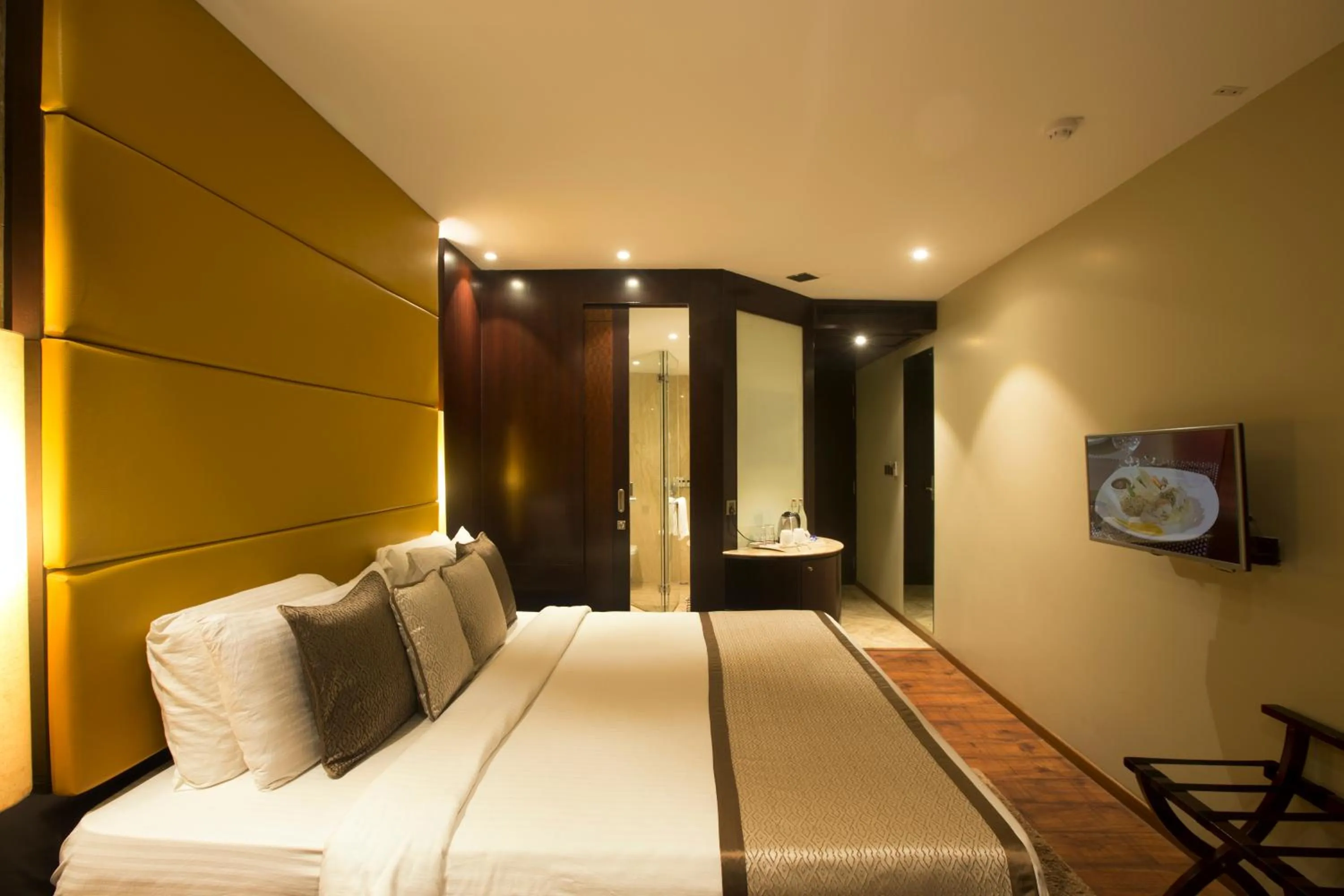 Bedroom, Bed in Sea Shell Coral Cove