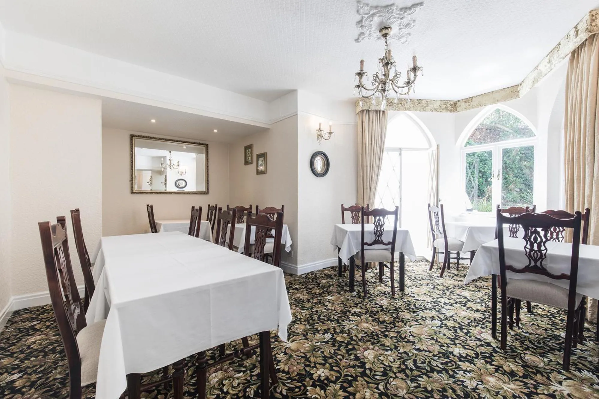 Dining area in The Mount Pleasant Hotel