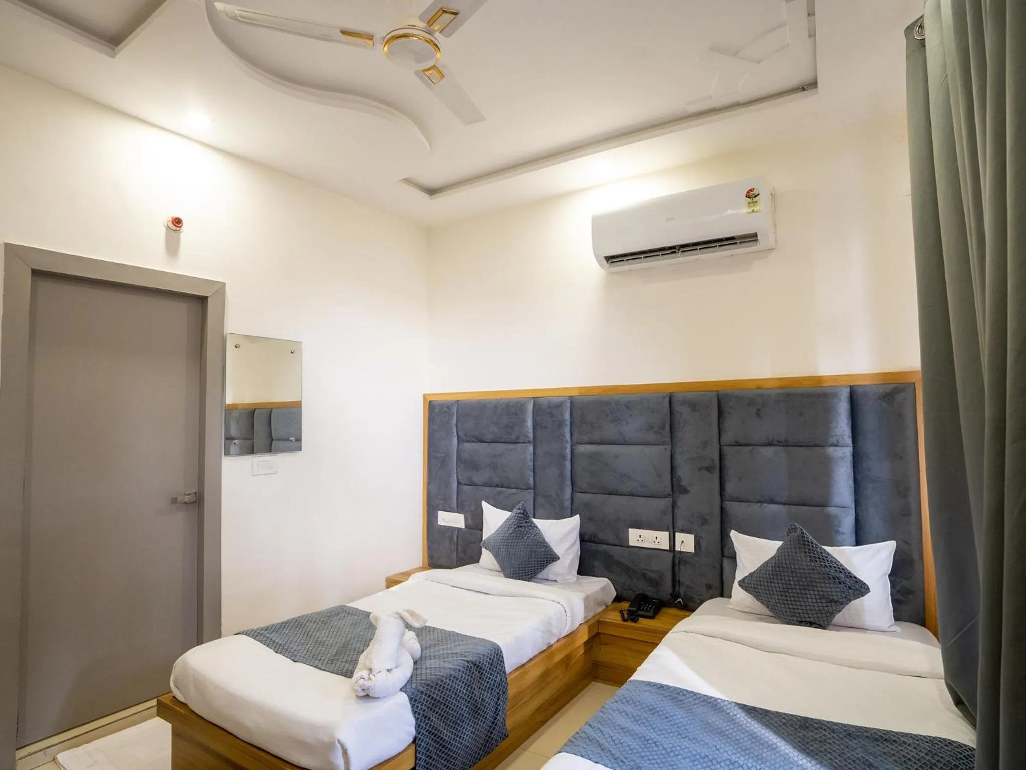 Bed in Moustache Agra