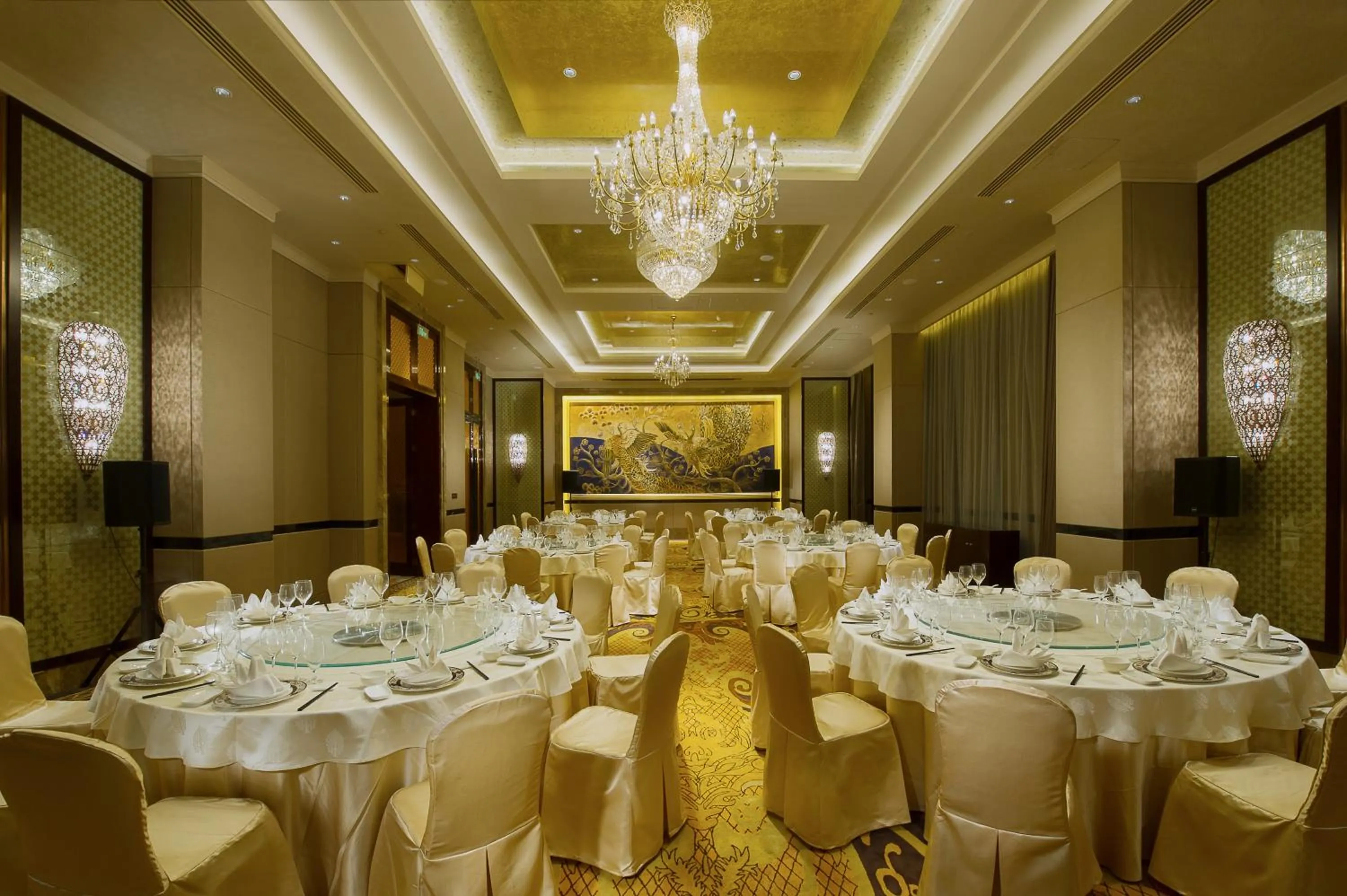 Restaurant/places to eat in Zhaolin Grand Hotel