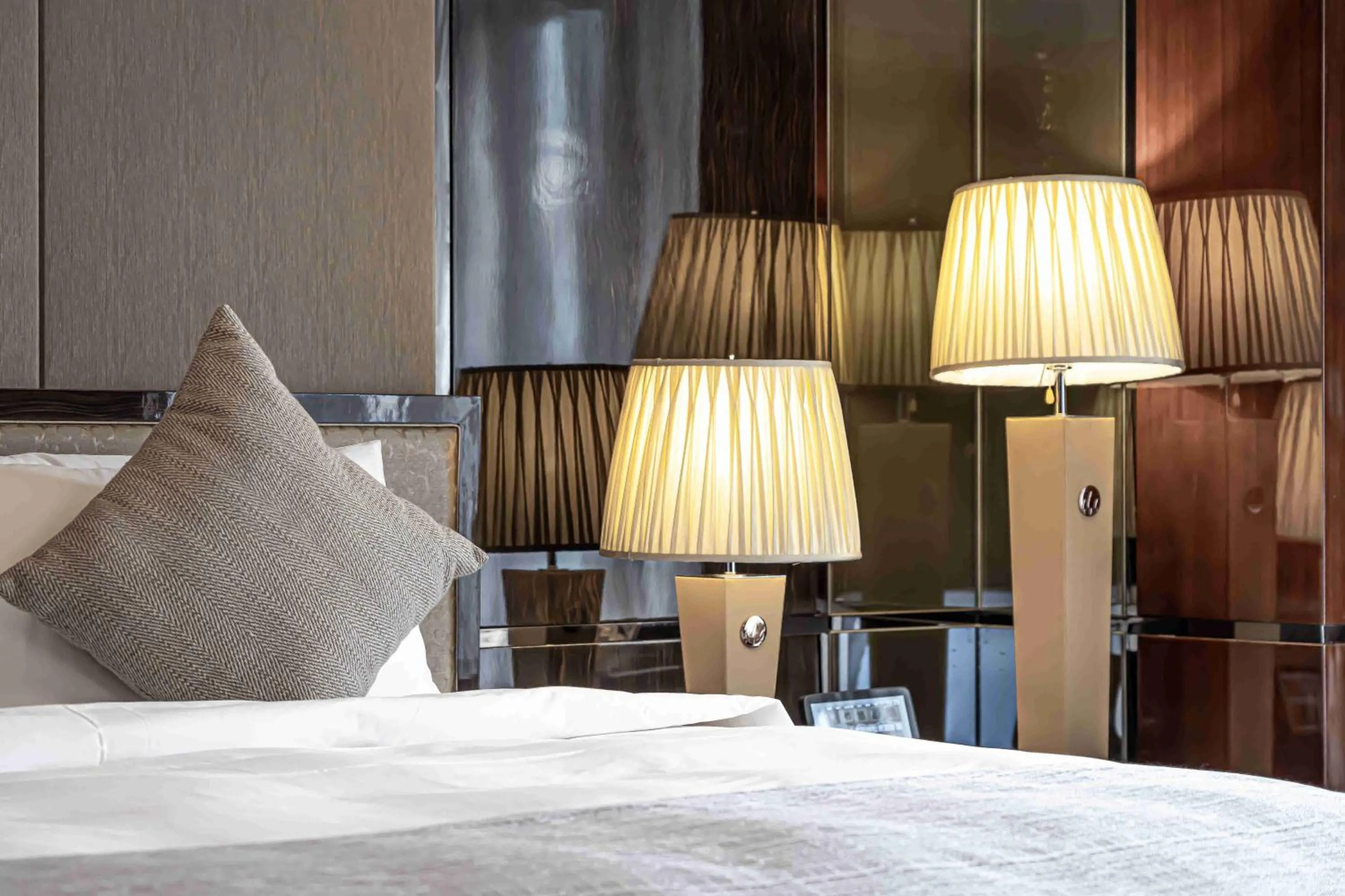 Bed in Zhaolin Grand Hotel