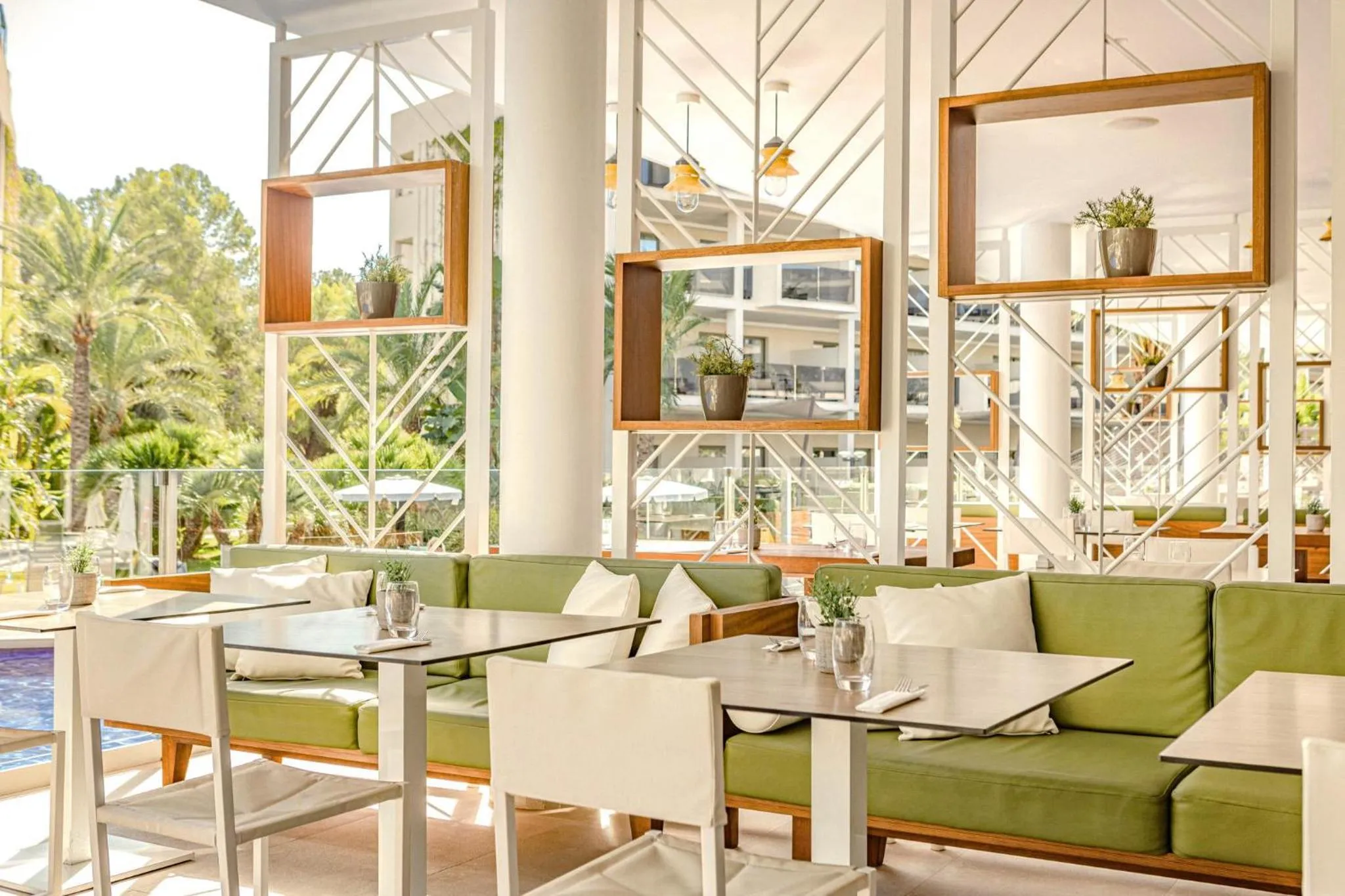 Lobby or reception in Zafiro Palace Palmanova