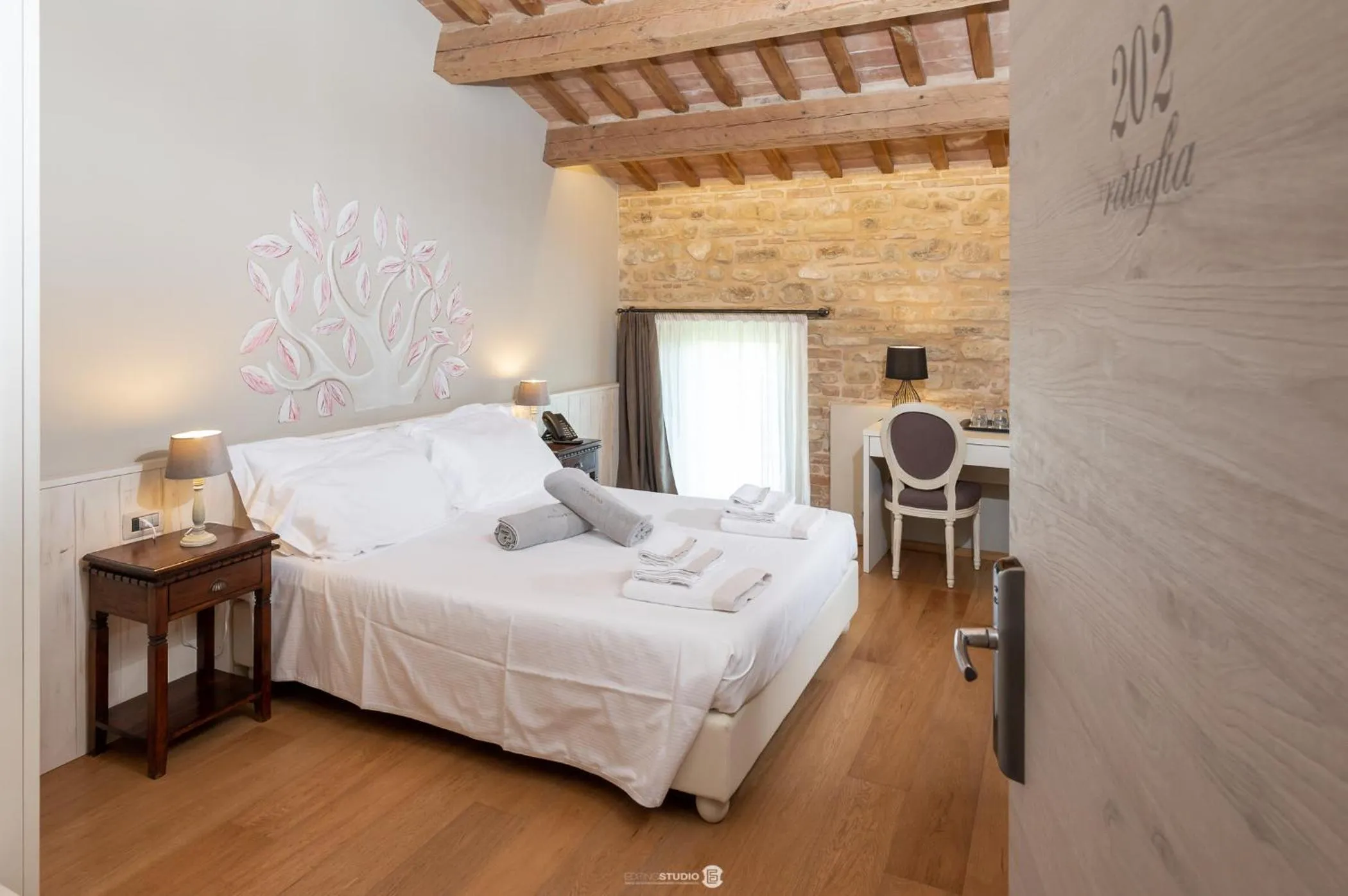 Bed in Villa Anitori Prestige Relais & Spa