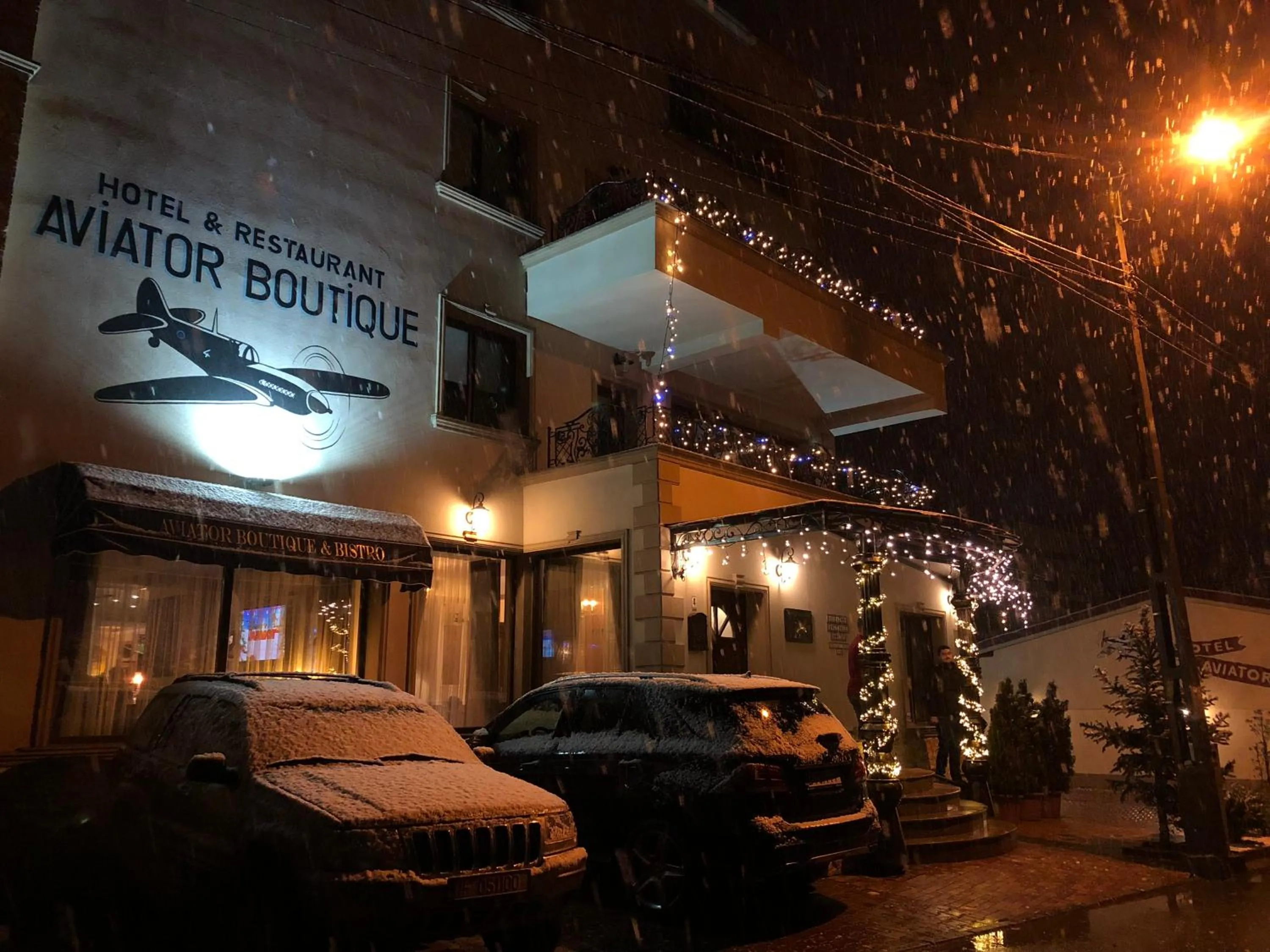 Facade/entrance in Hotel Aviator Boutique