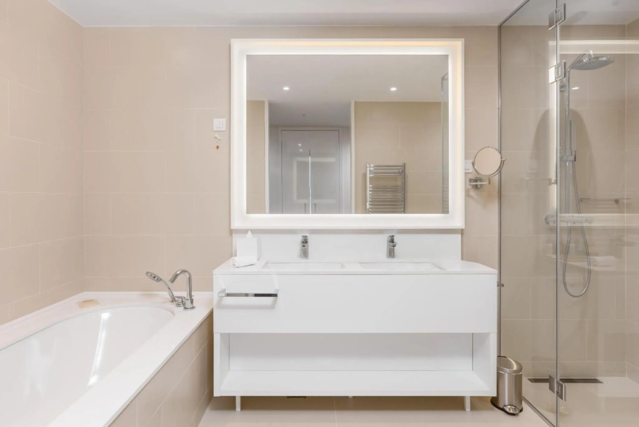 Bathroom in CUE Podgorica