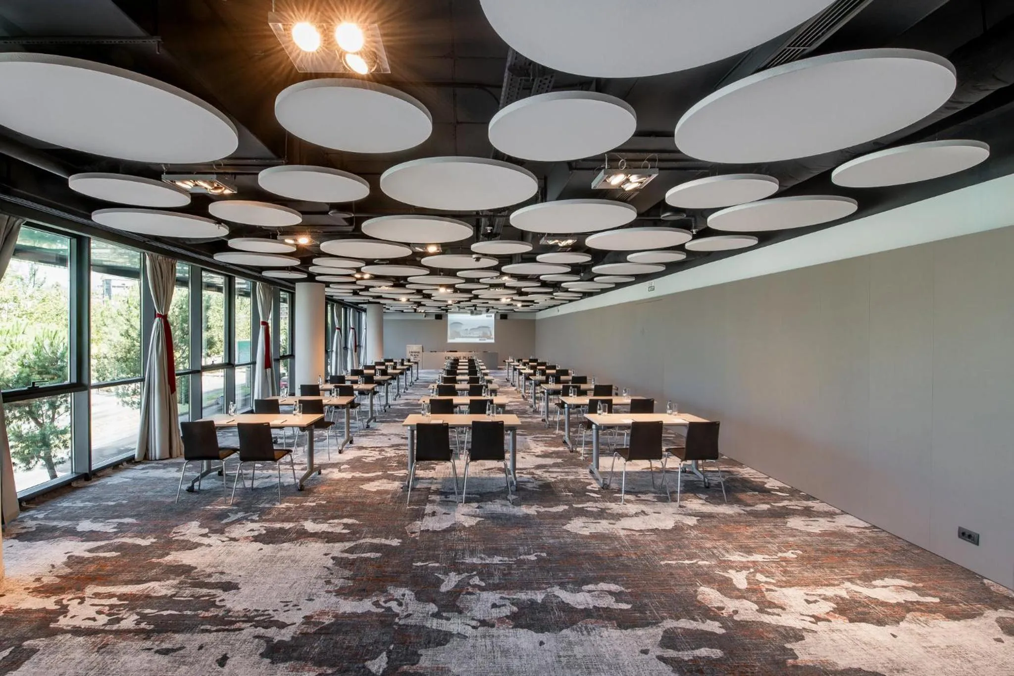 Meeting/conference room in Crowne Plaza Podgorica by IHG