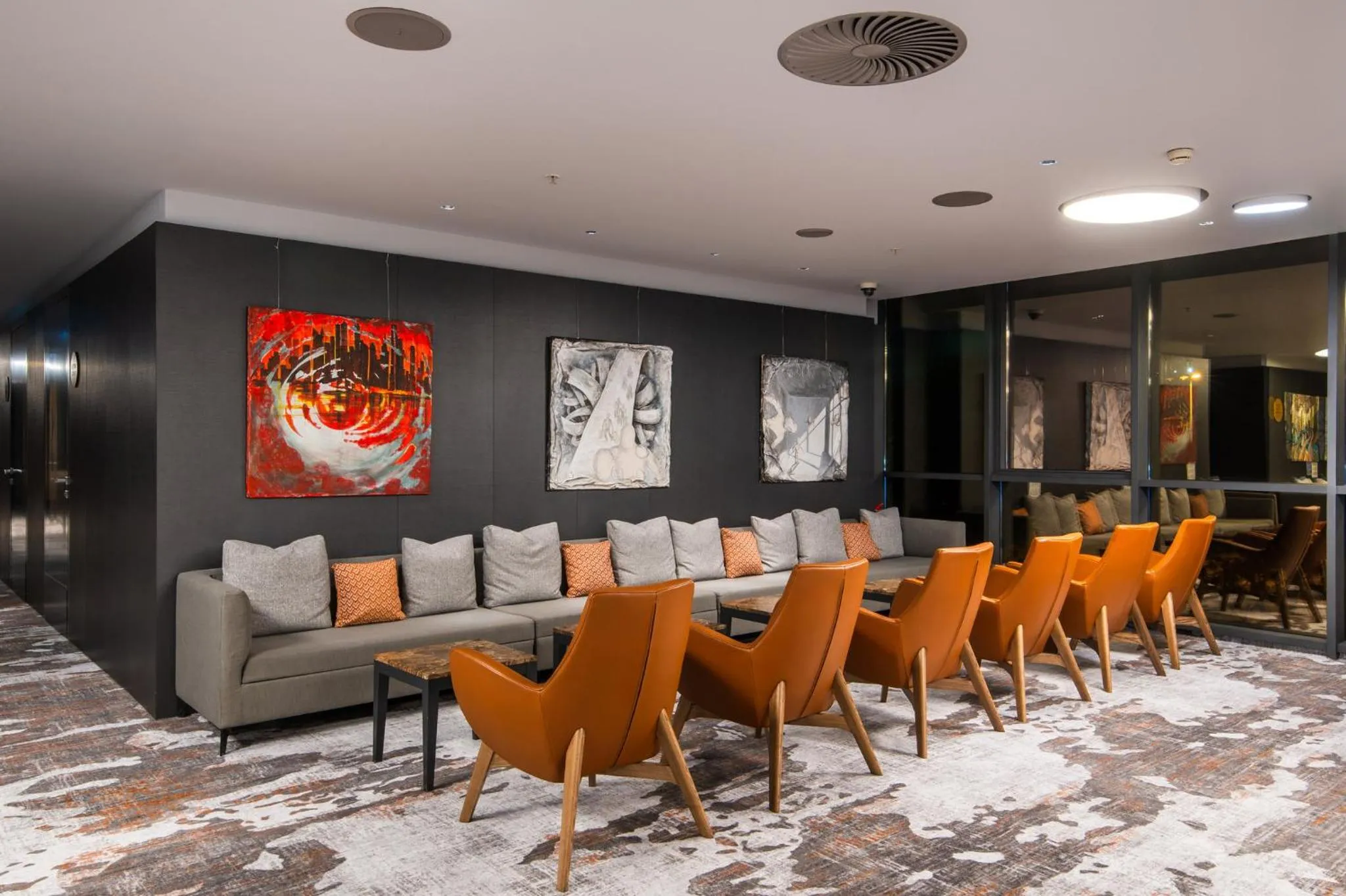 Lobby or reception in Crowne Plaza Podgorica by IHG