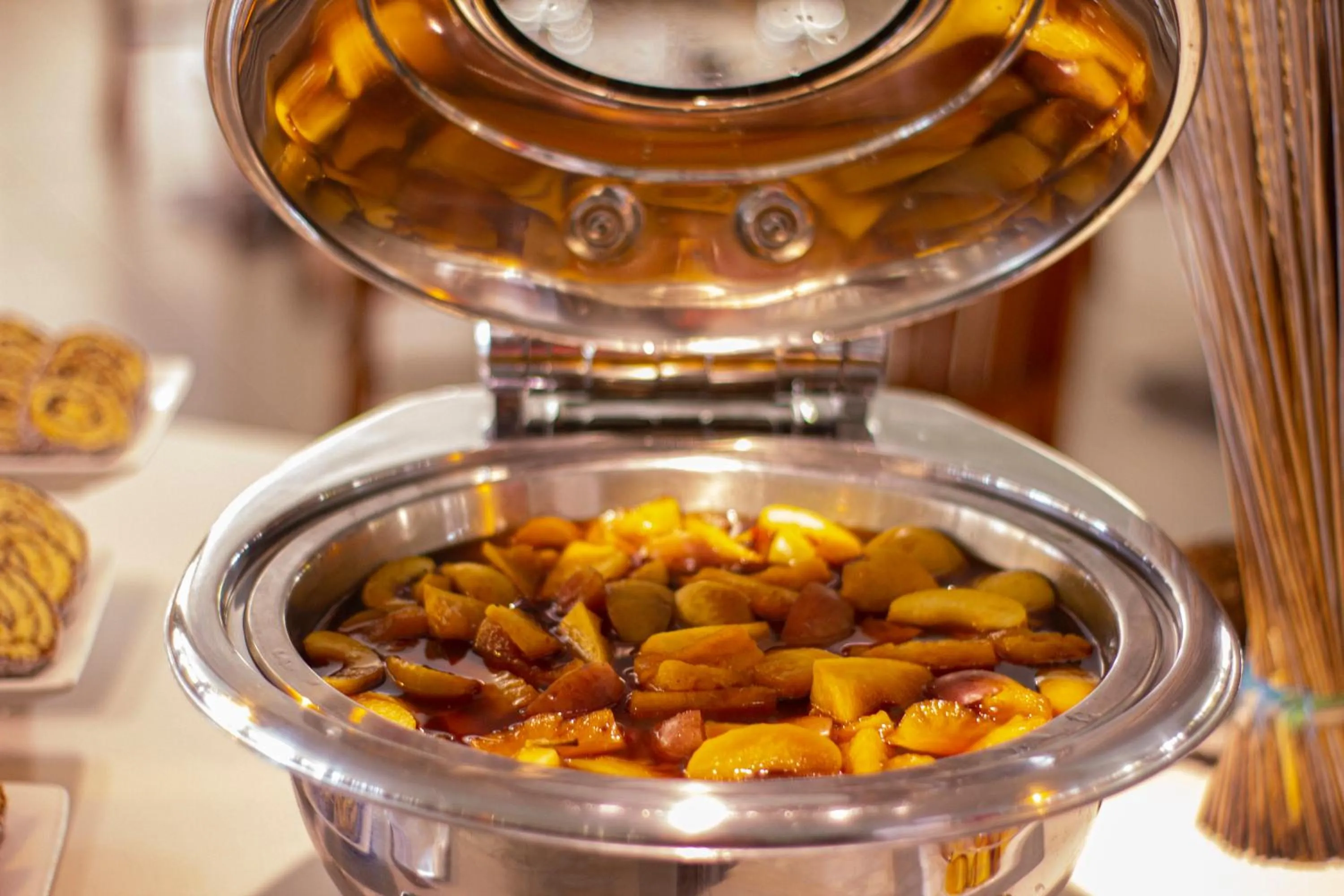 Food in Le Peninsula Bay Beach Resort & Spa