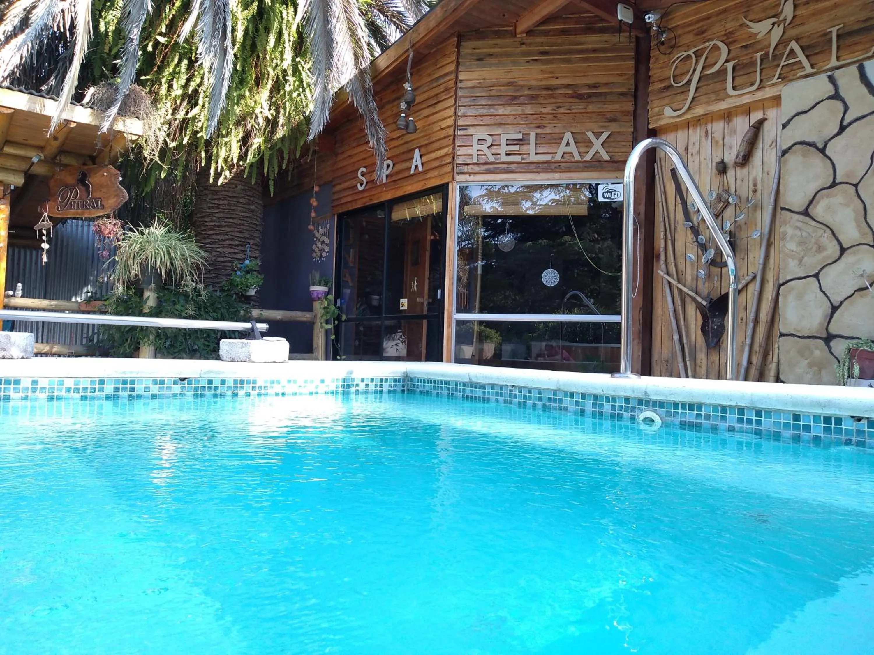 Hot Tub in Pualy Resort & Spa