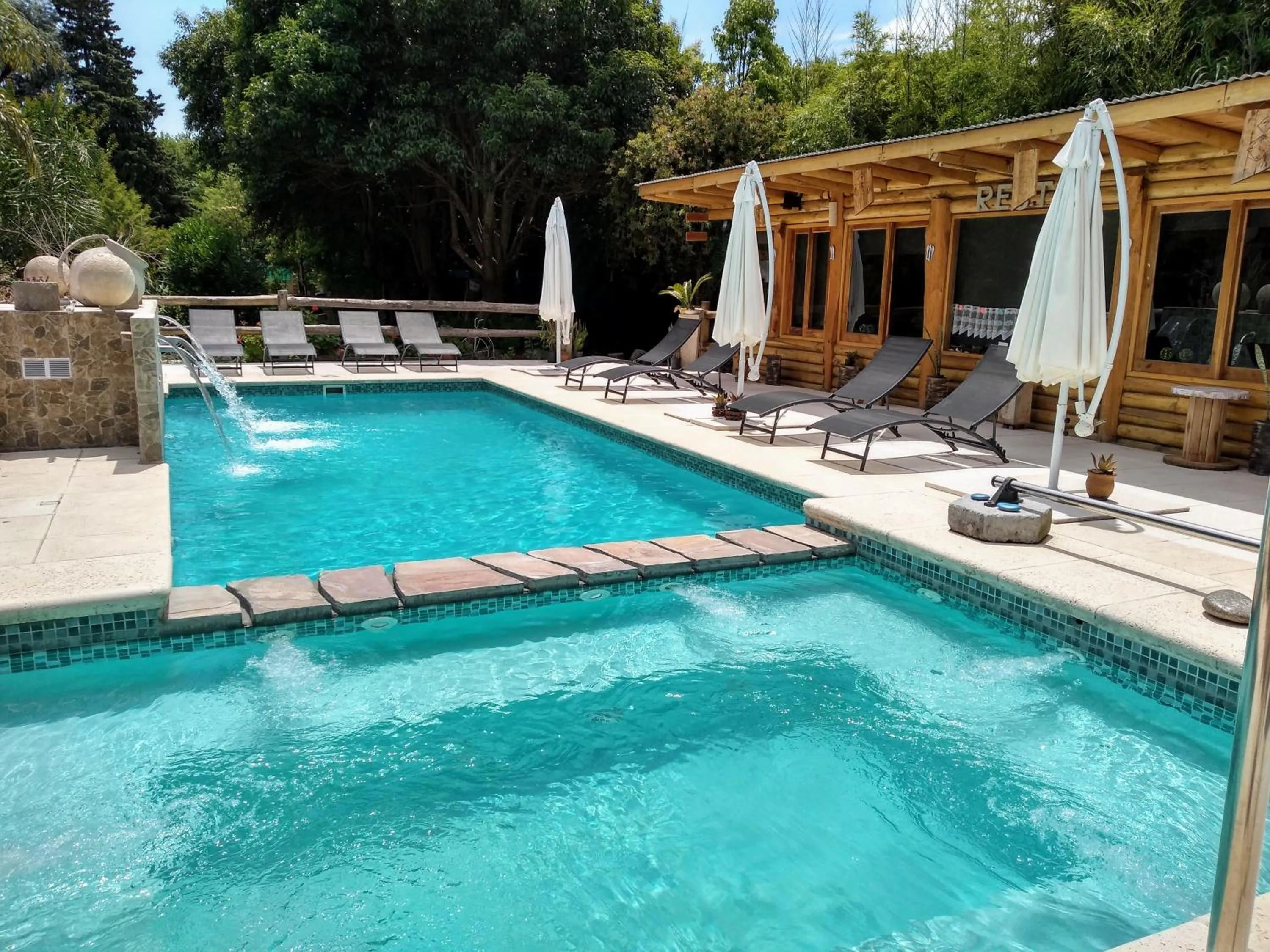 Swimming pool in Pualy Resort & Spa