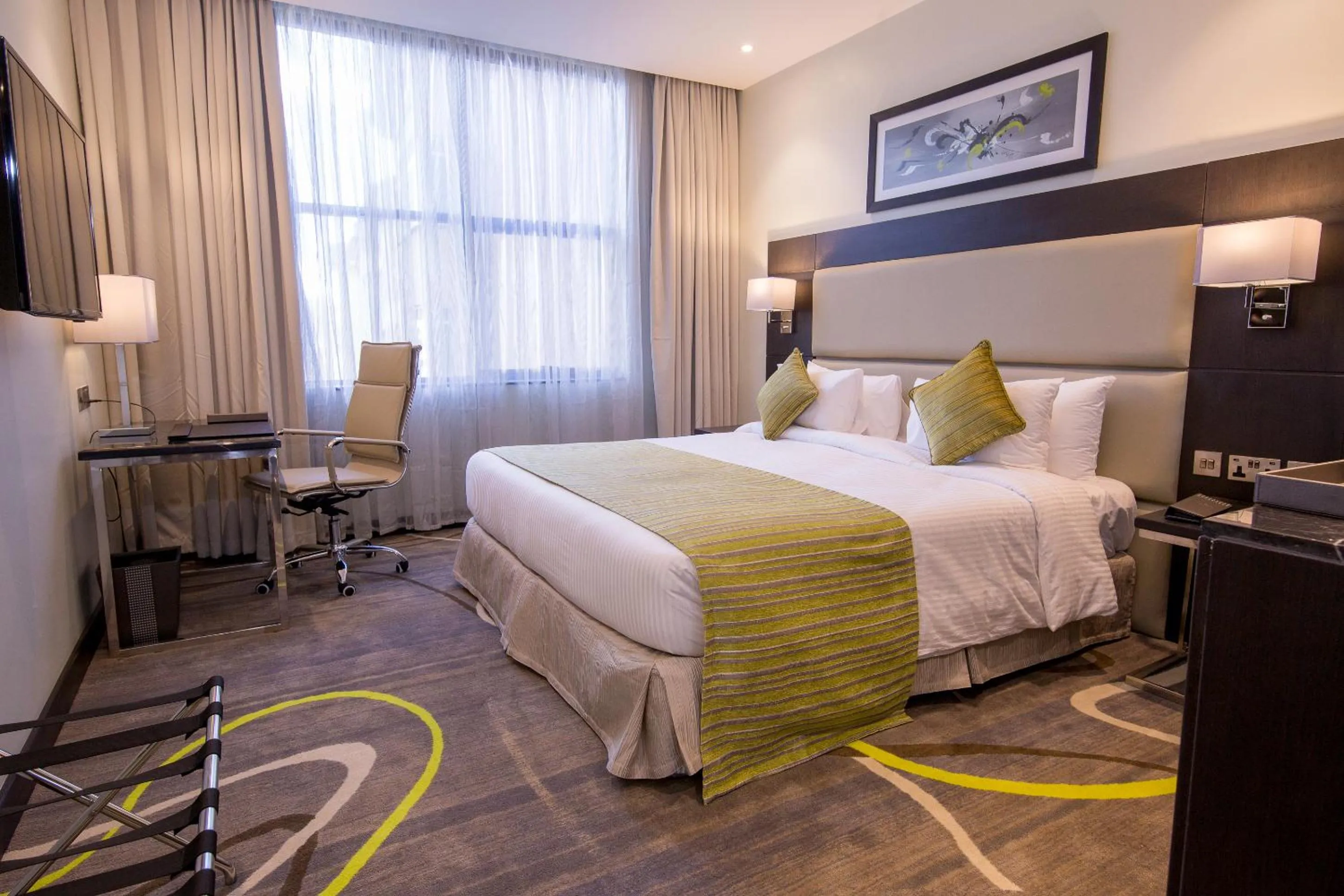 Photo of the whole room, Bed in Royal Tulip Canaan Nairobi