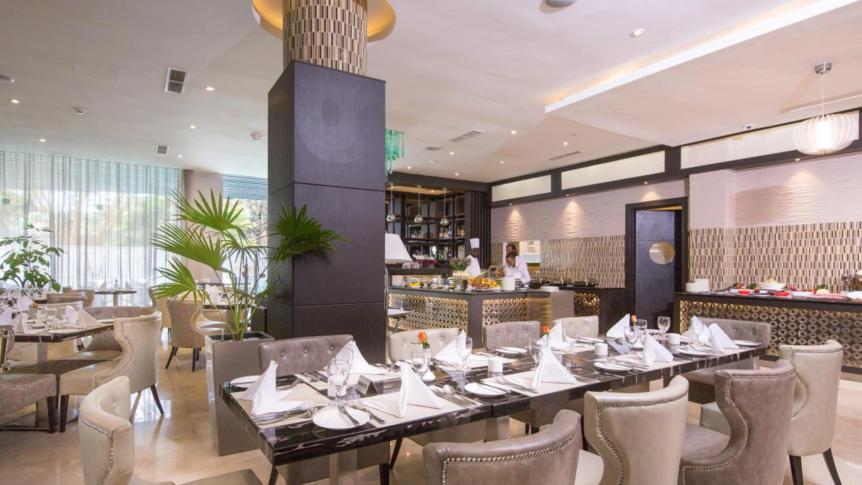 Food and drinks in Royal Tulip Canaan Nairobi