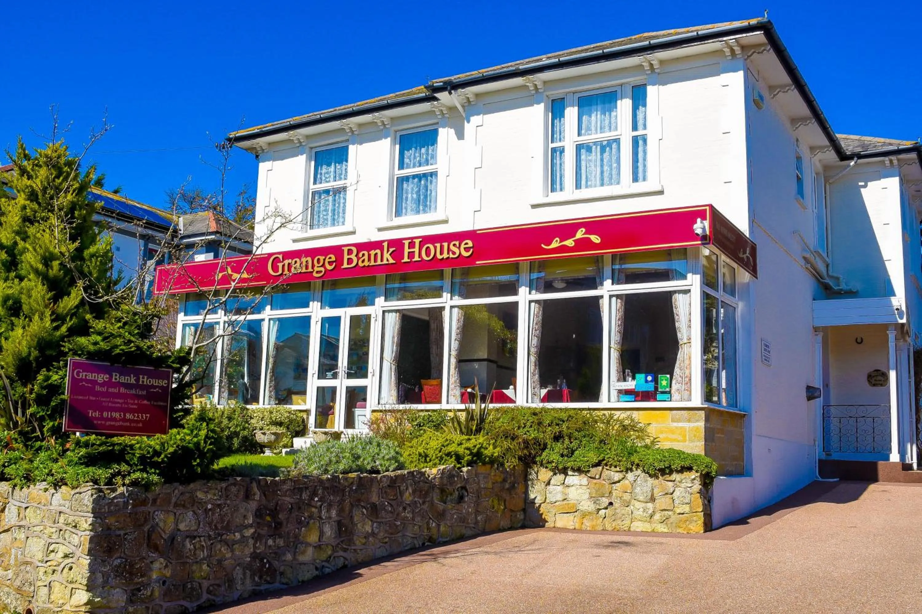 Property building in Grange Bank House