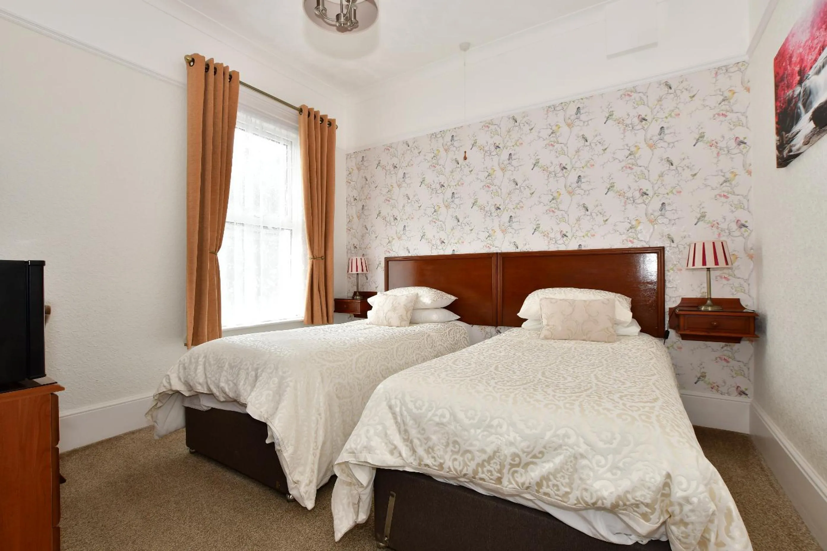 Bedroom, Bed in Grange Bank House