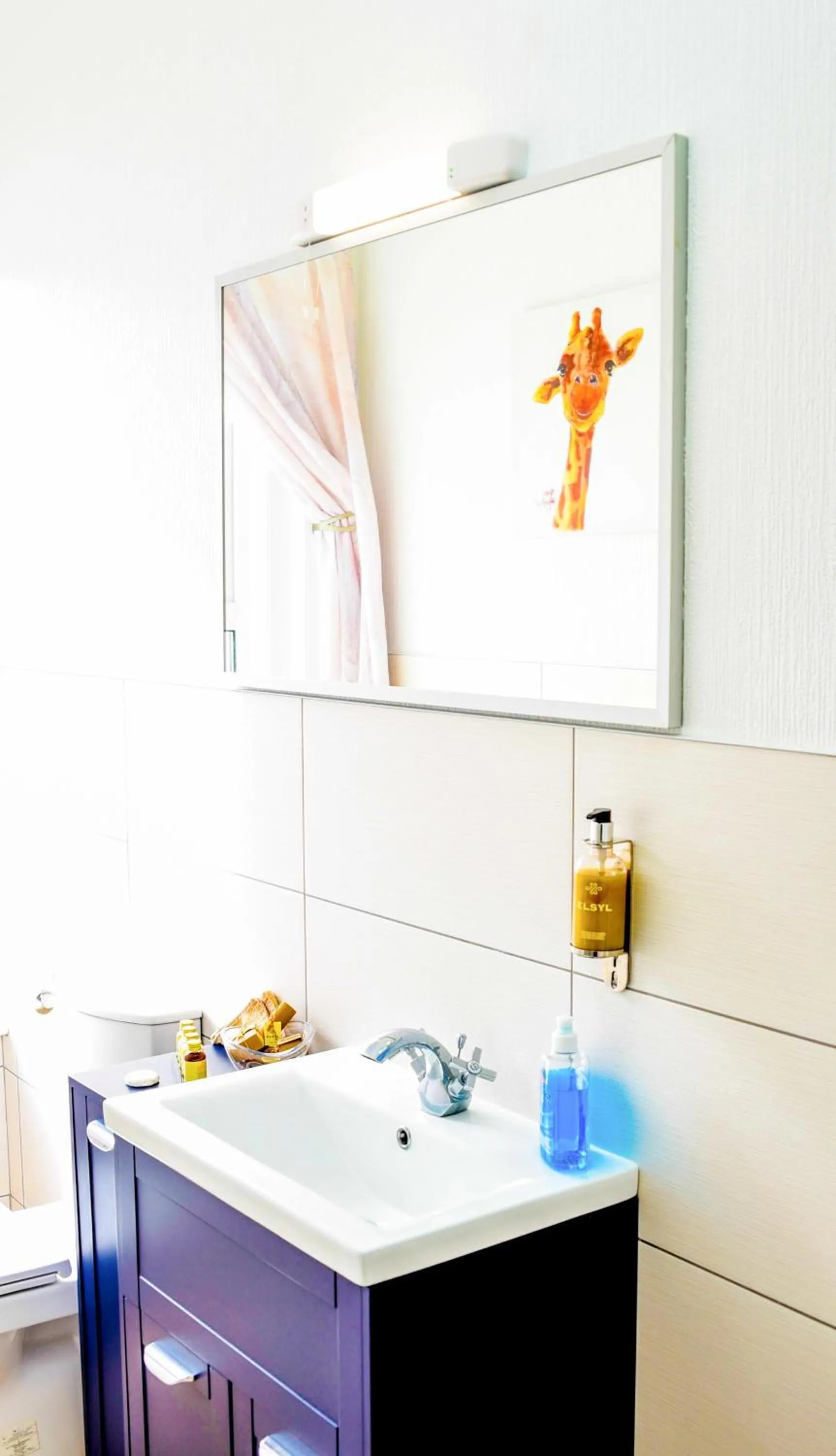 Property building in Grange Bank House