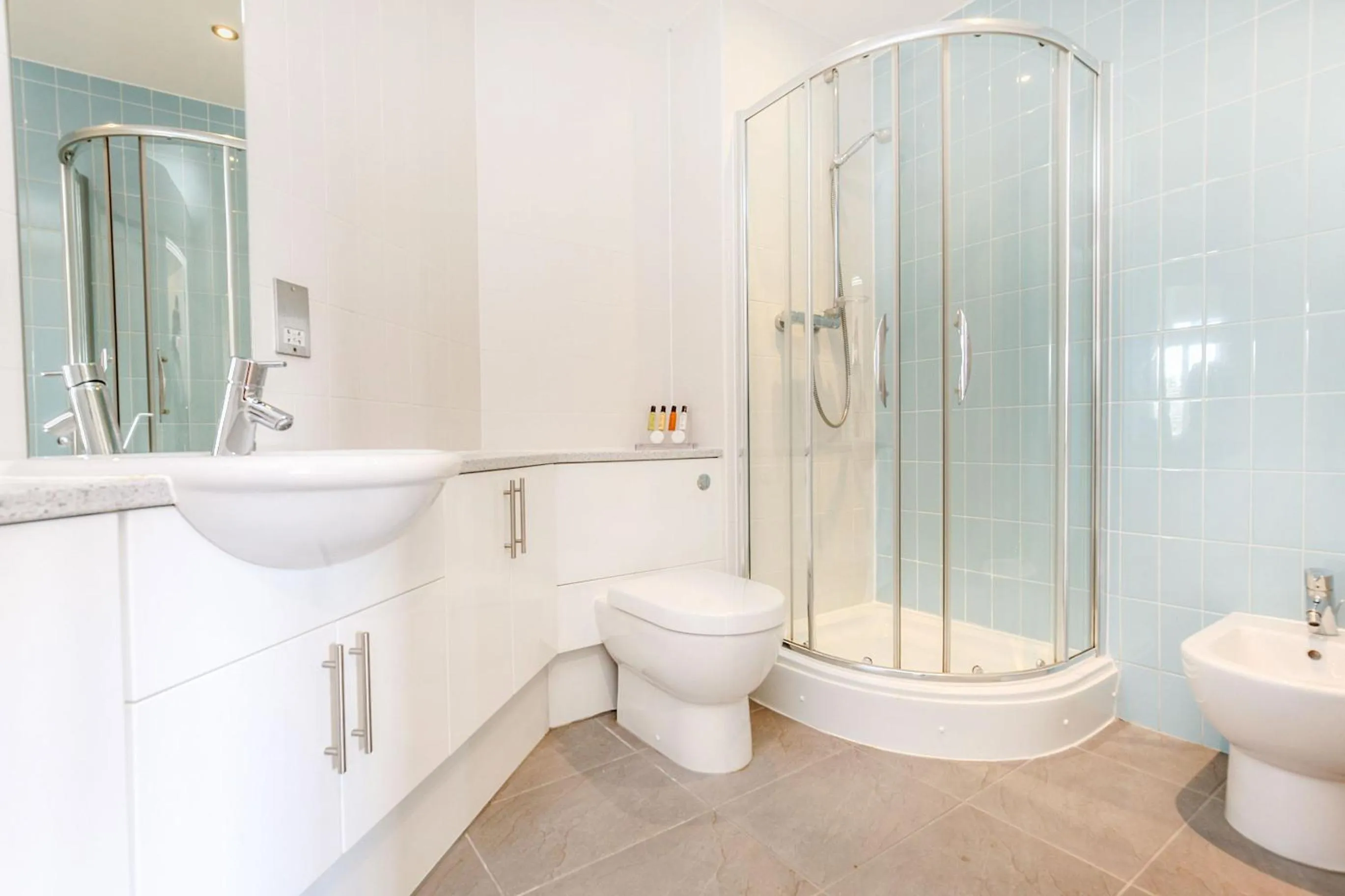 Shower in The Valley