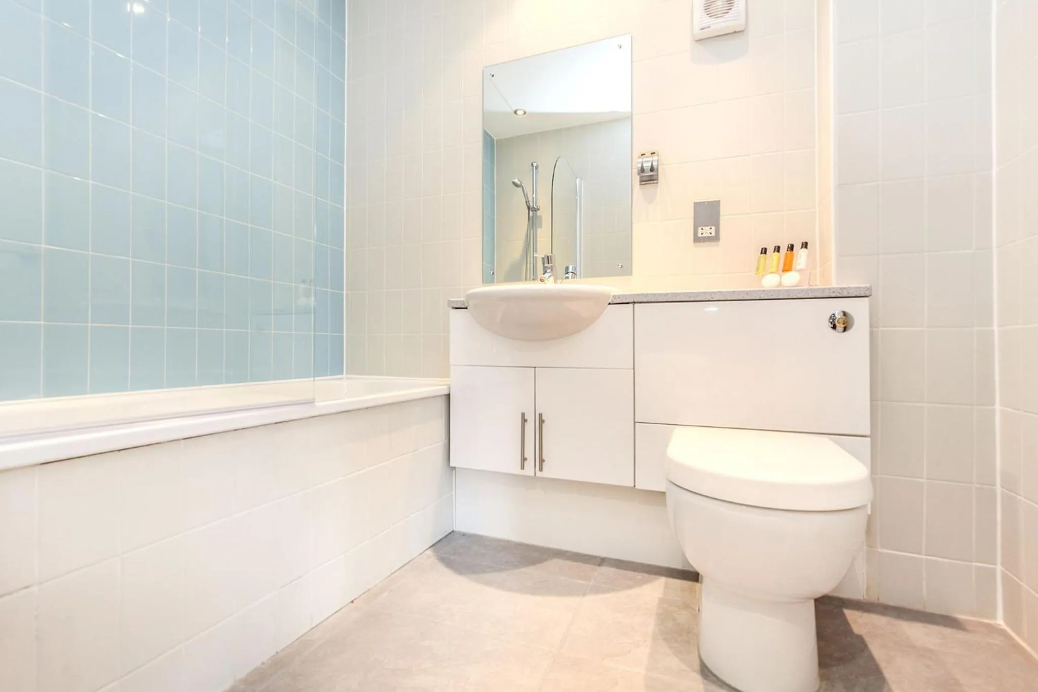 Toilet in The Valley