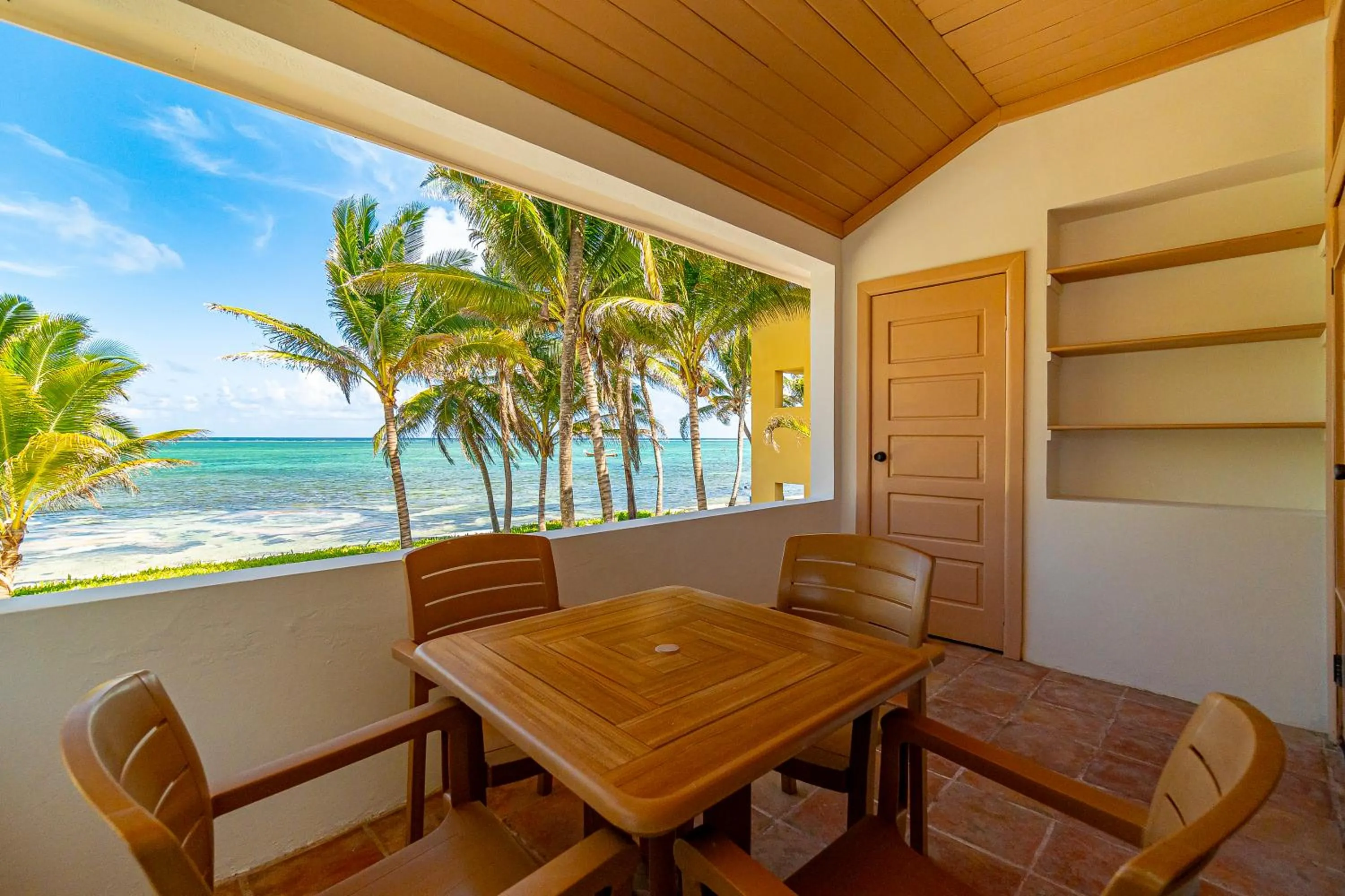 Balcony/Terrace in Tradewinds Paradise Villas