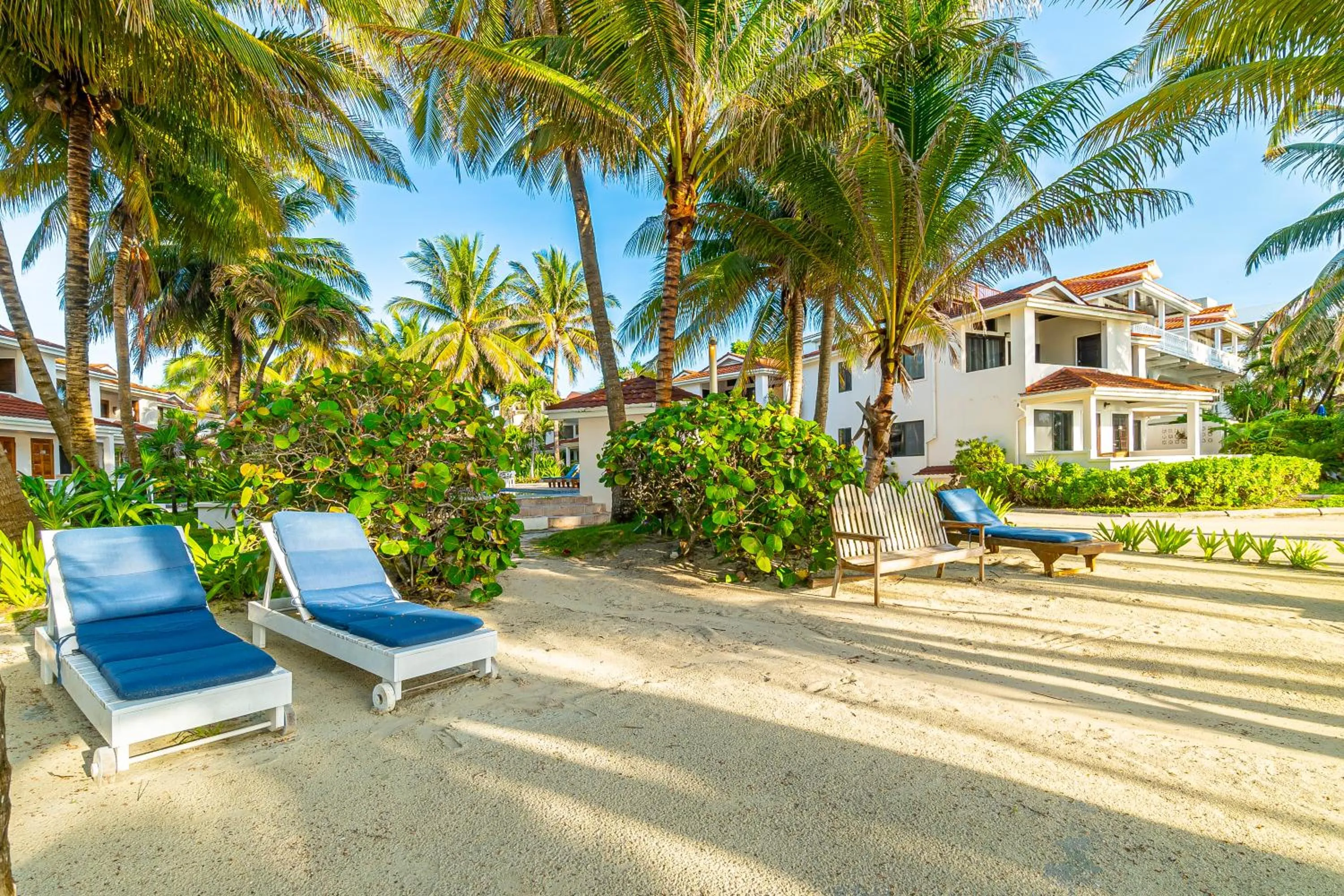 Seating area in Tradewinds Paradise Villas