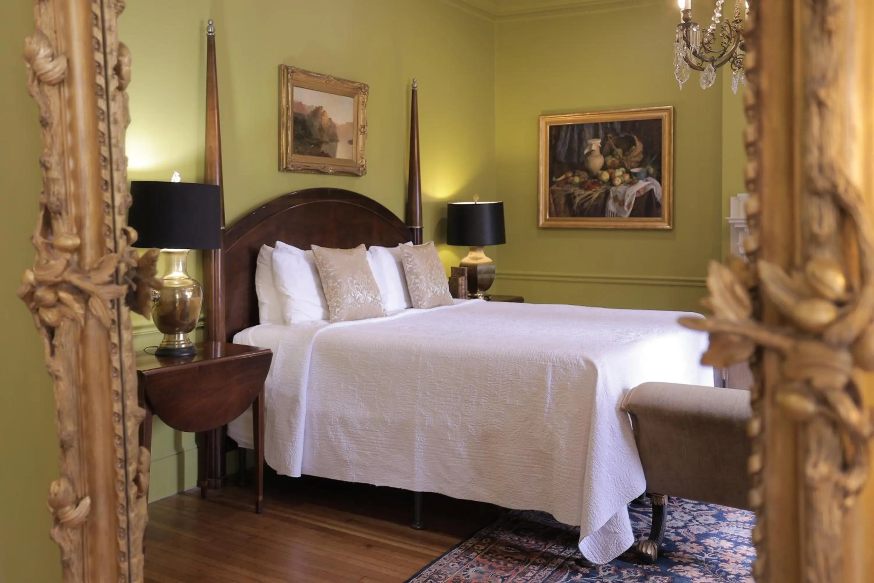 Bed in Foley House Inn