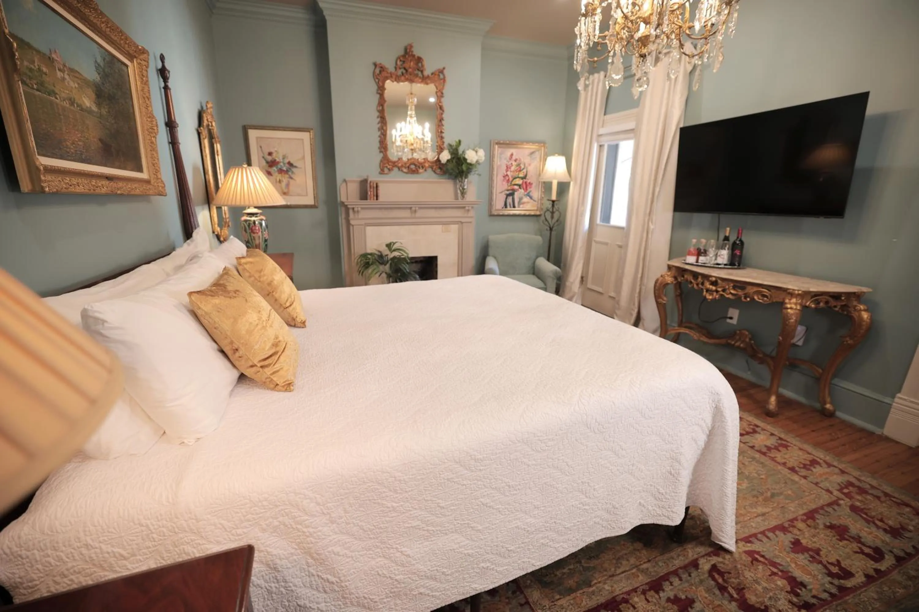 Bed in Foley House Inn