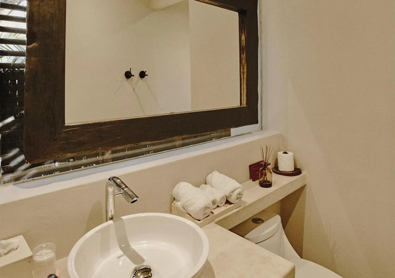 Bathroom in Una Vida