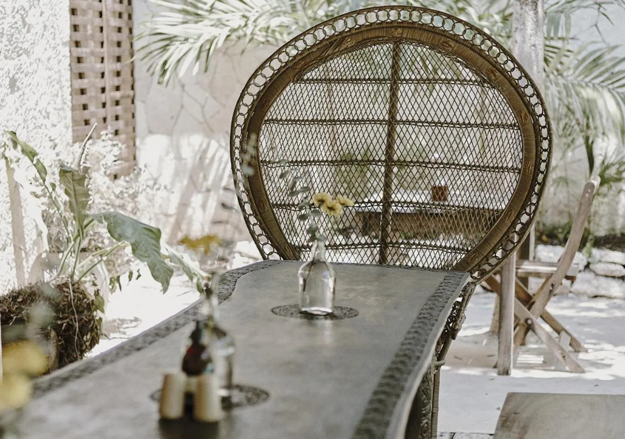 Decorative detail in Una Vida