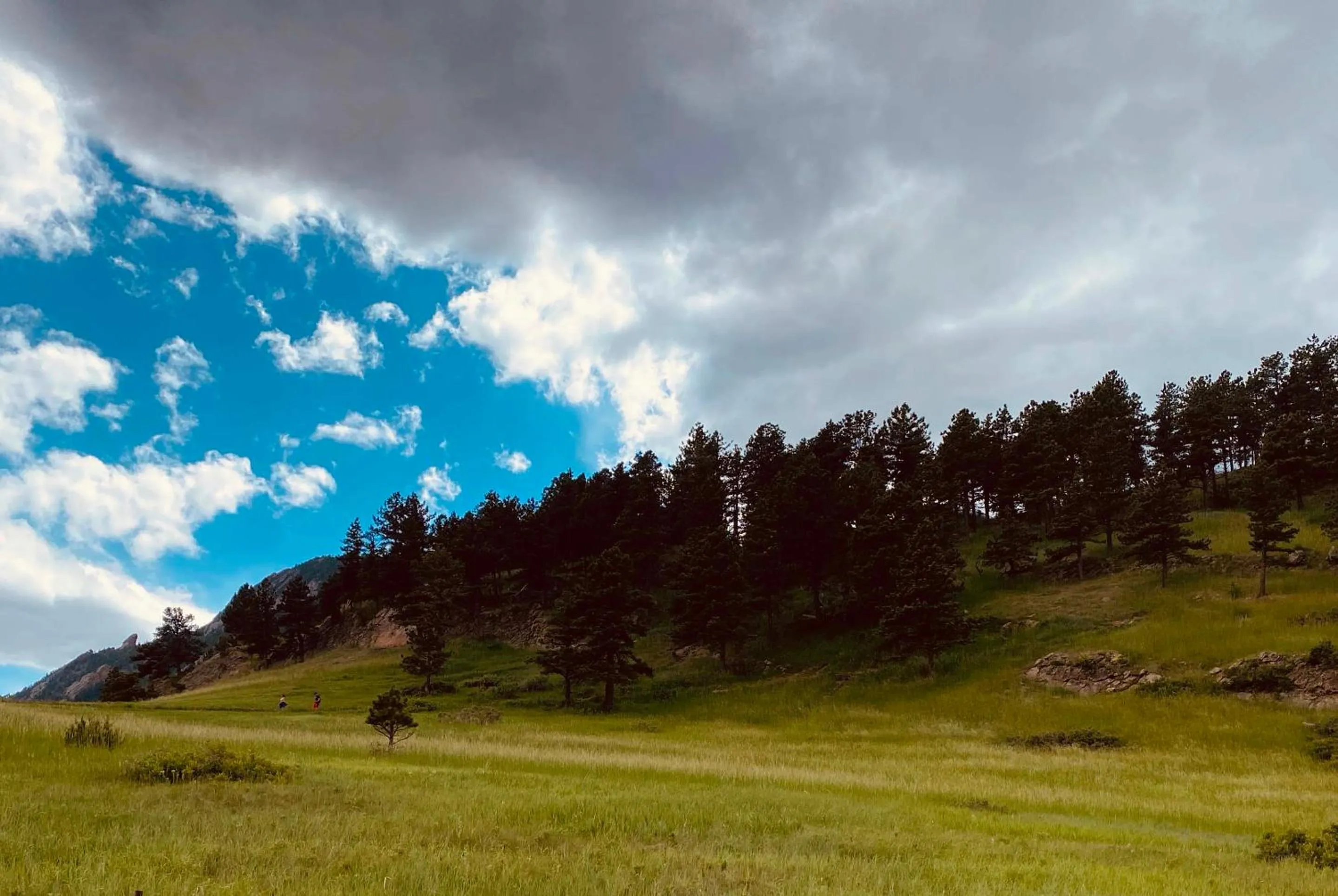 Hiking in Foot of the Mountain Motel
