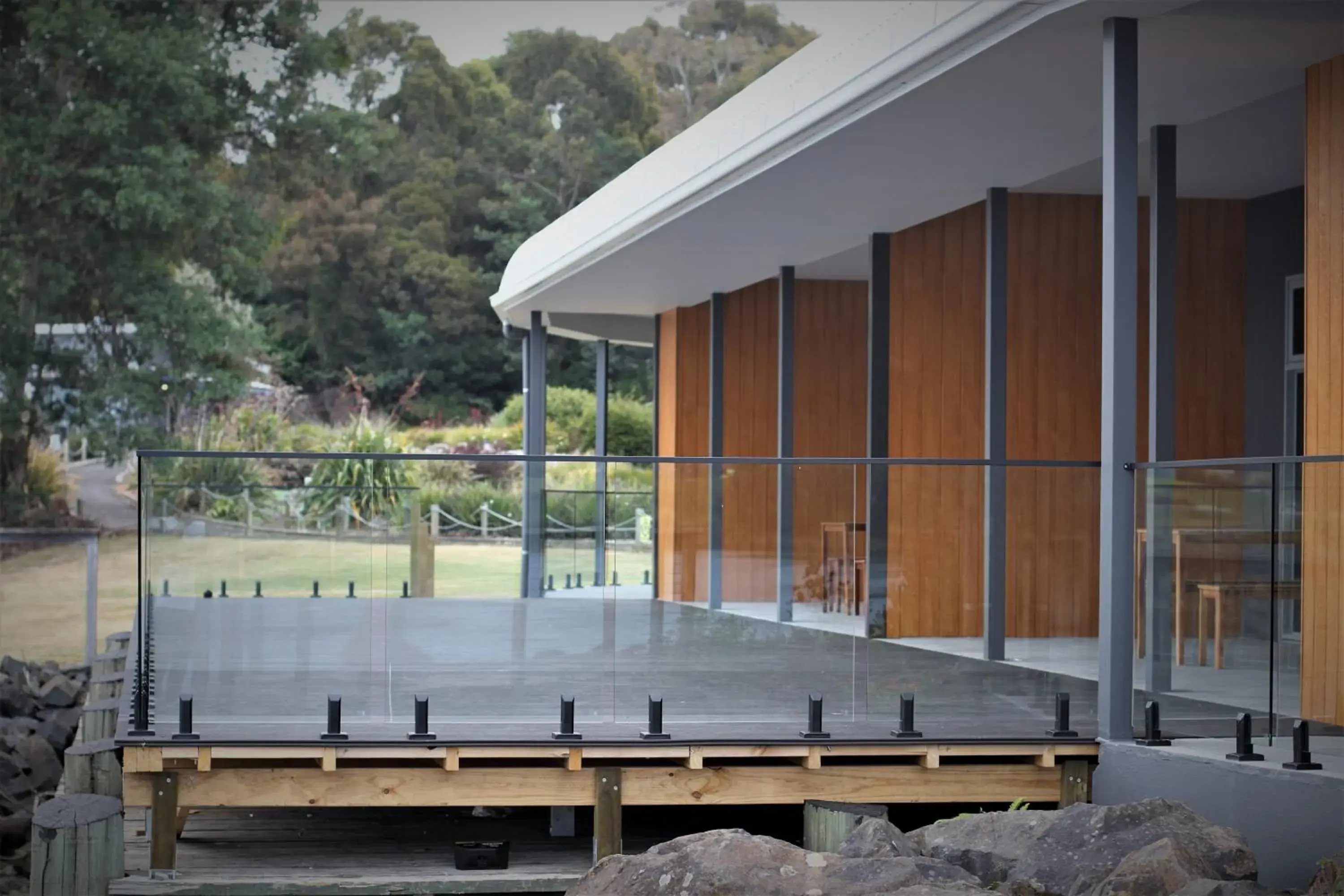 King Studio in Waterfront Apartments King Studio in Waterfront Apartments