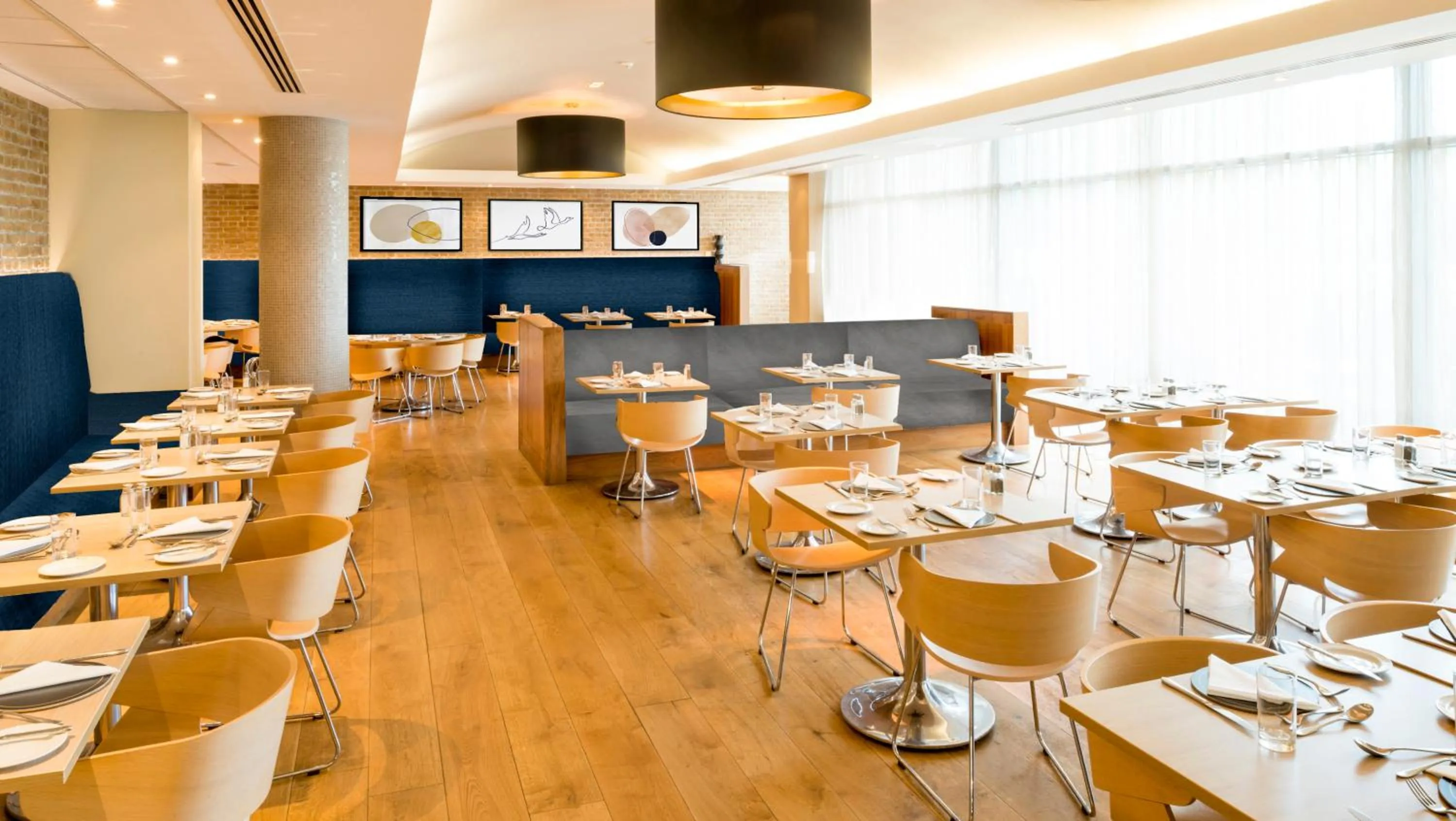 Restaurant/places to eat in voco Reading