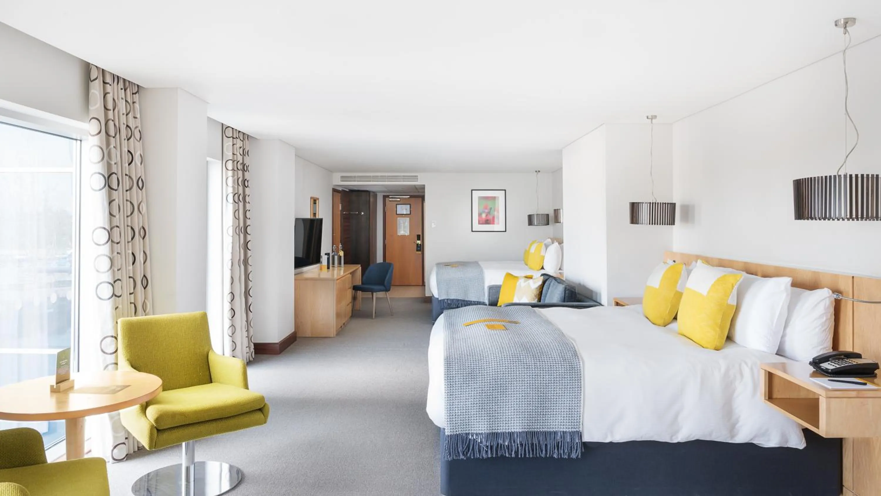 Bedroom, Bed in voco Reading