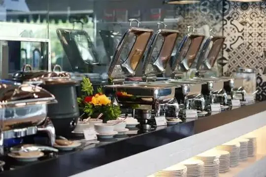 Restaurant/places to eat in OPI Indah Hotel