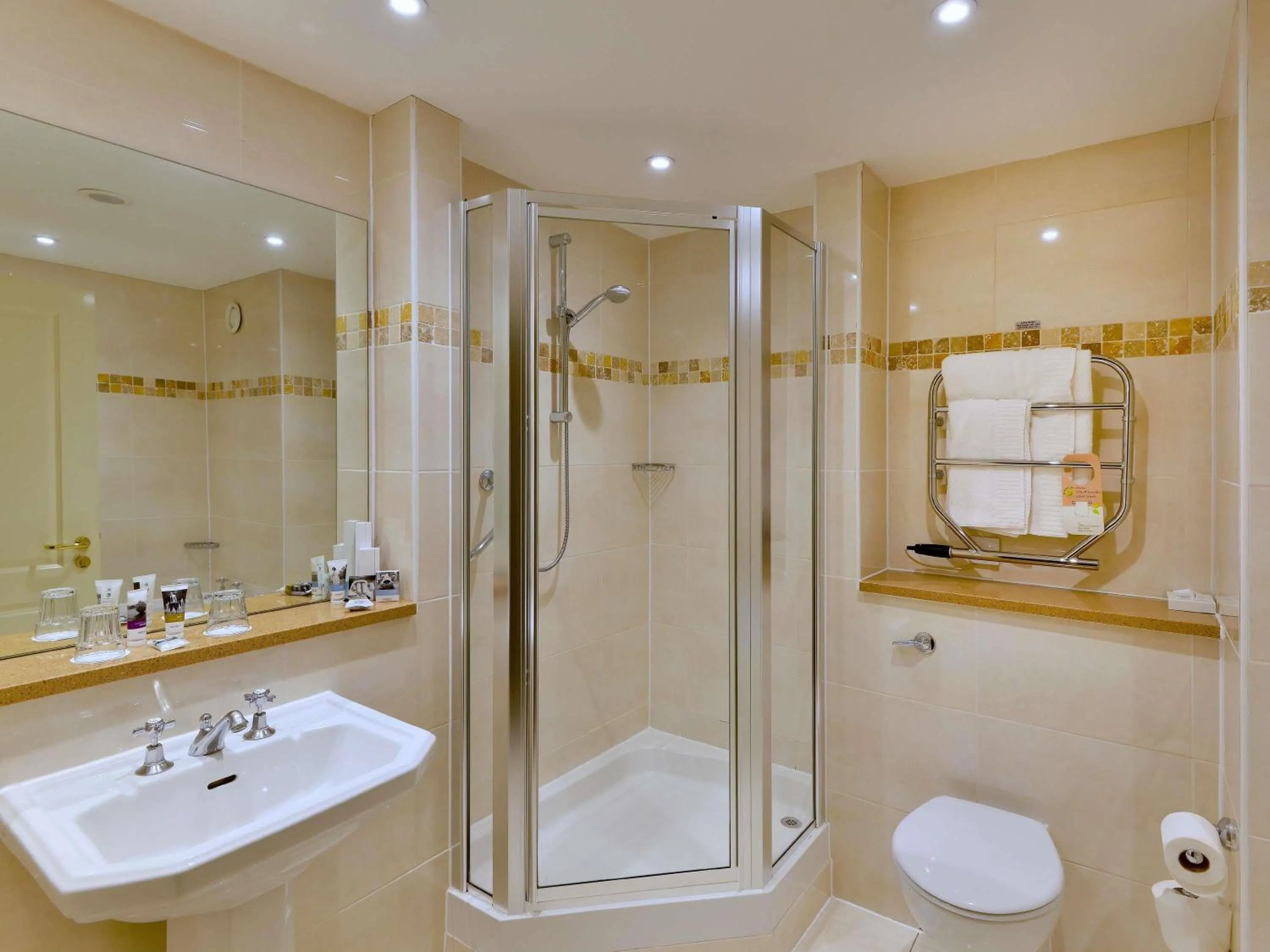 Bedroom in Mercure Manchester Norton Grange Hotel & Spa