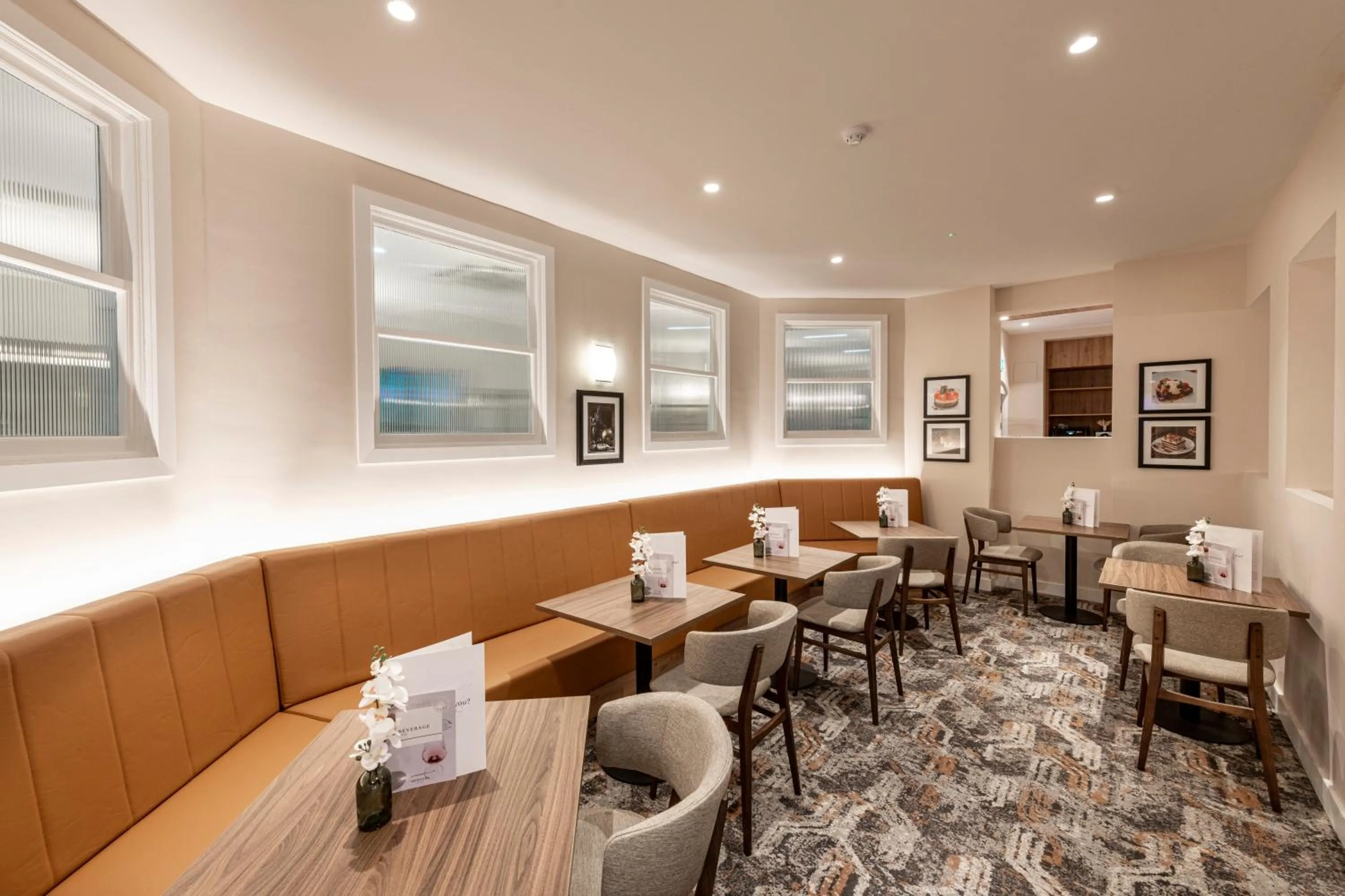 Restaurant/places to eat in Mercure Manchester Norton Grange Hotel & Spa