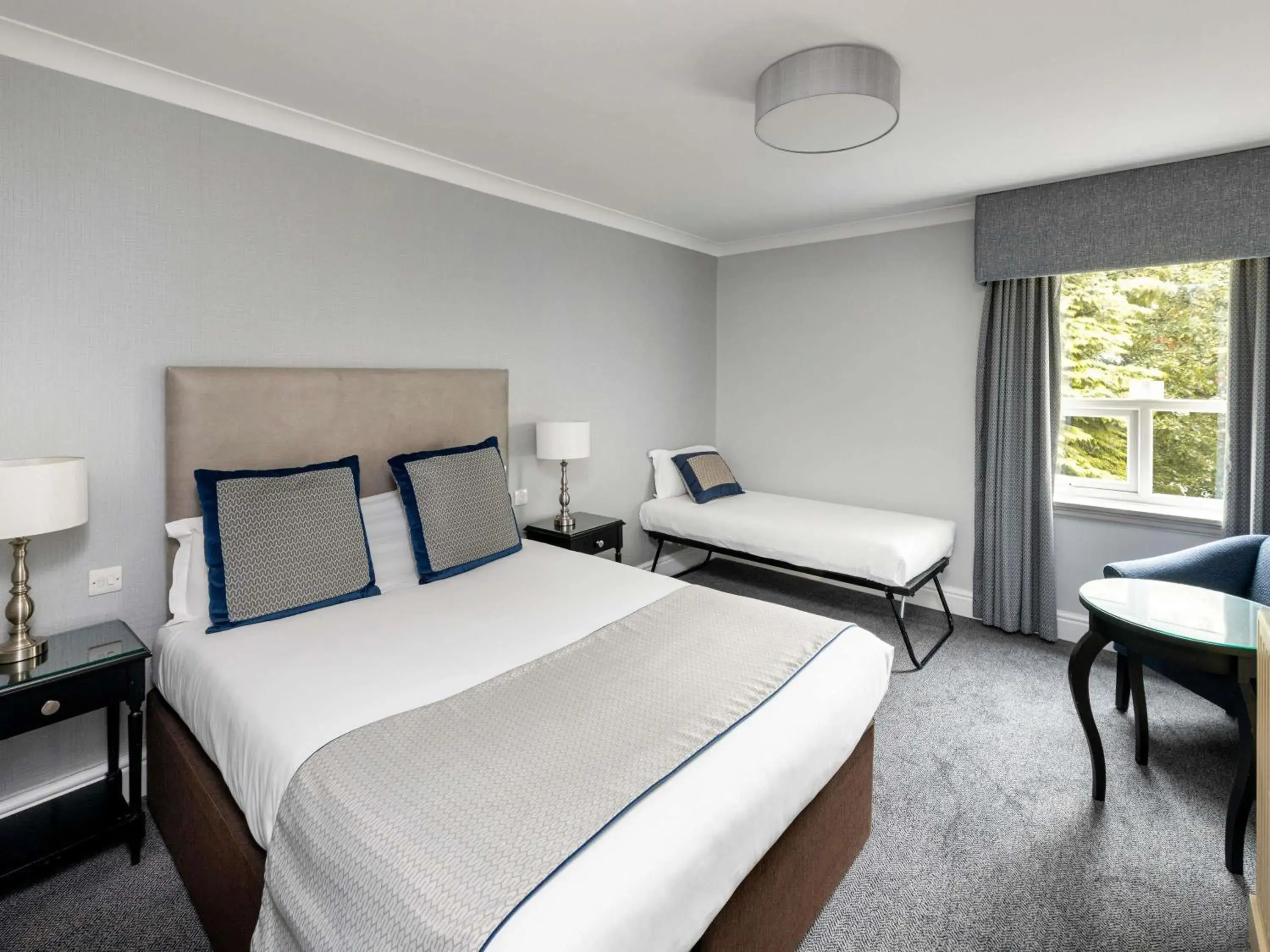 Triple Family Room in Mercure Manchester Norton Grange Hotel & Spa Triple Family Room in Mercure Manchester Norton Grange Hotel & Spa