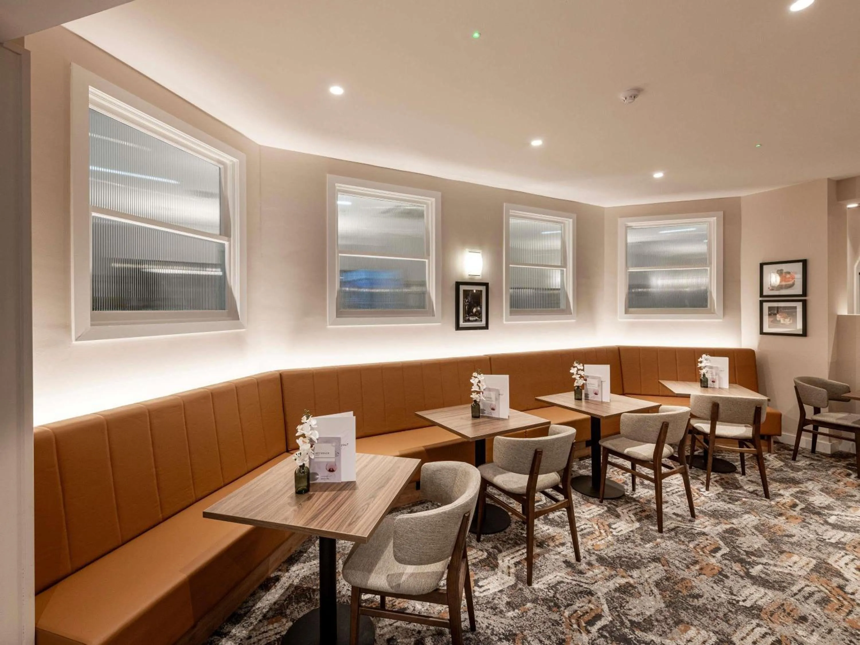 Restaurant/places to eat in Mercure Manchester Norton Grange Hotel & Spa