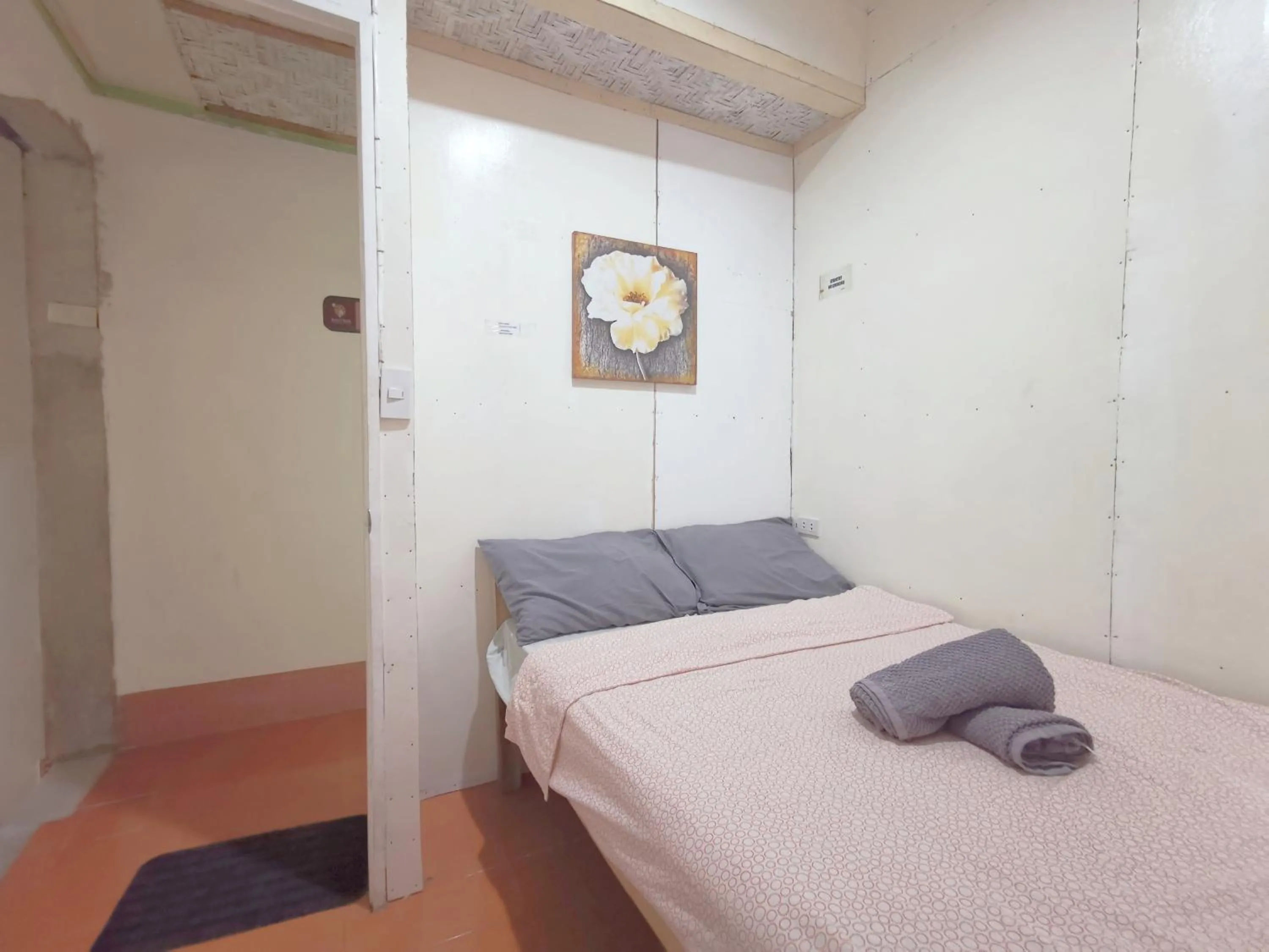 Bed in Stay N Save B&B