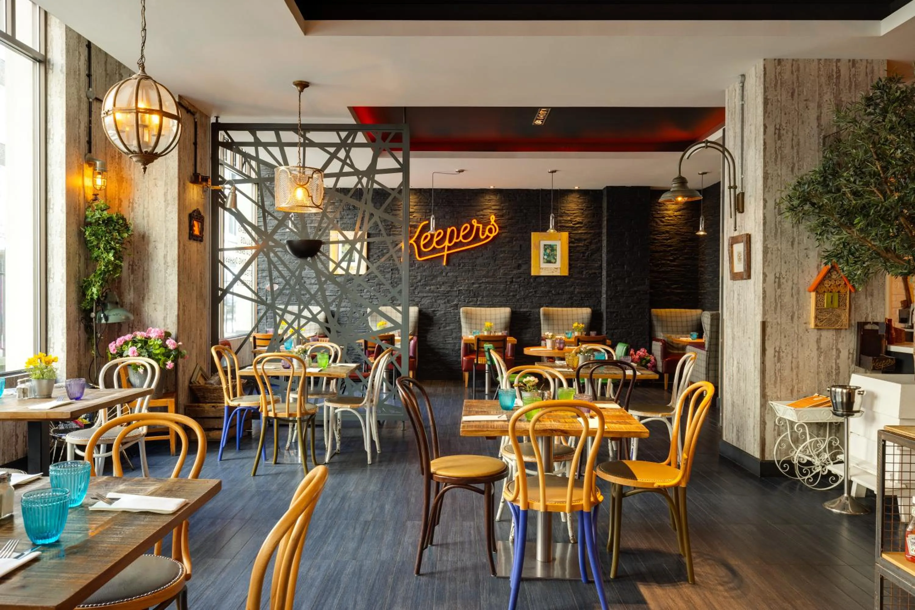 Restaurant/places to eat in Novotel London Tower Bridge