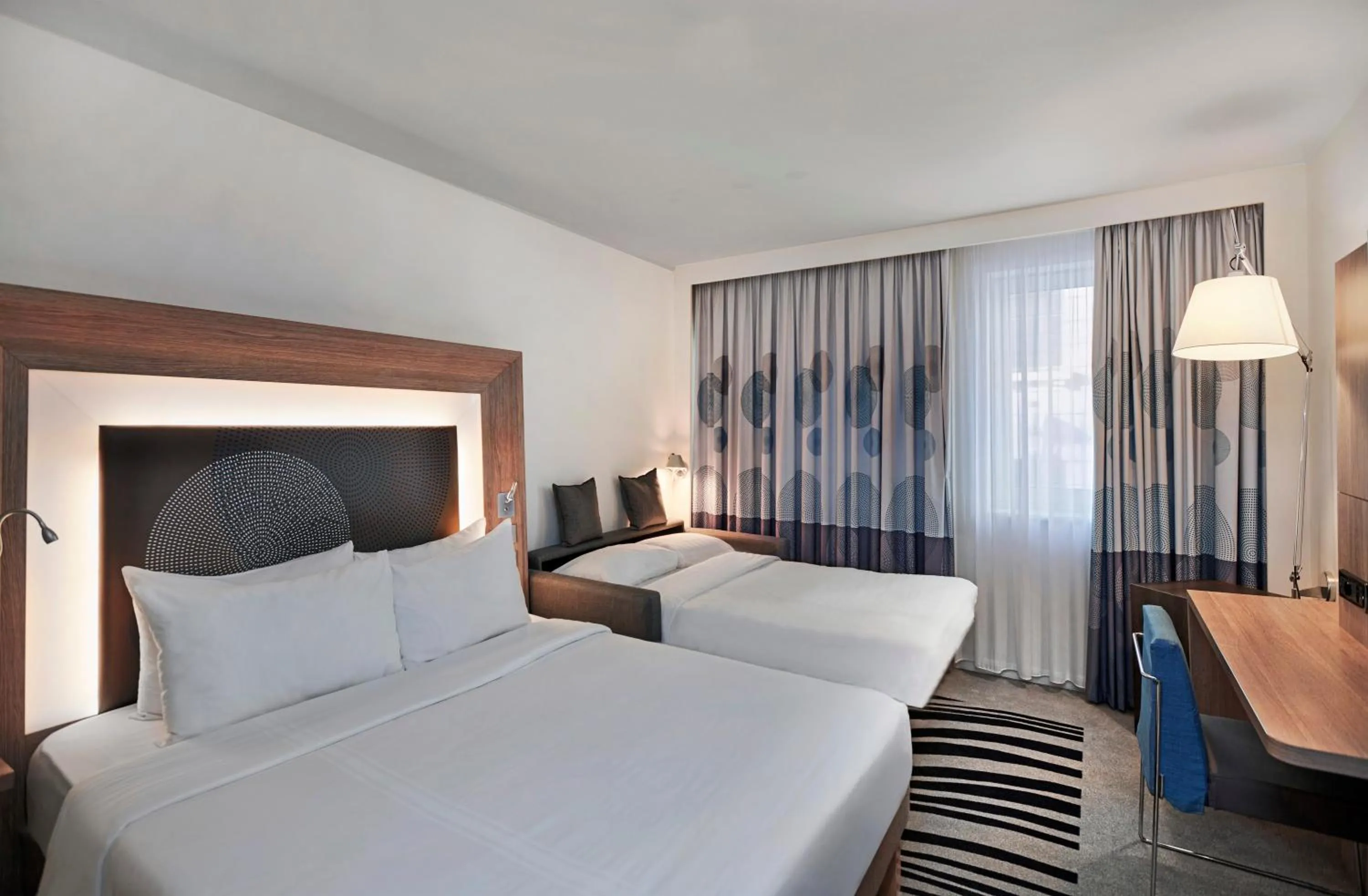 Bedroom, Bed in Novotel London Tower Bridge