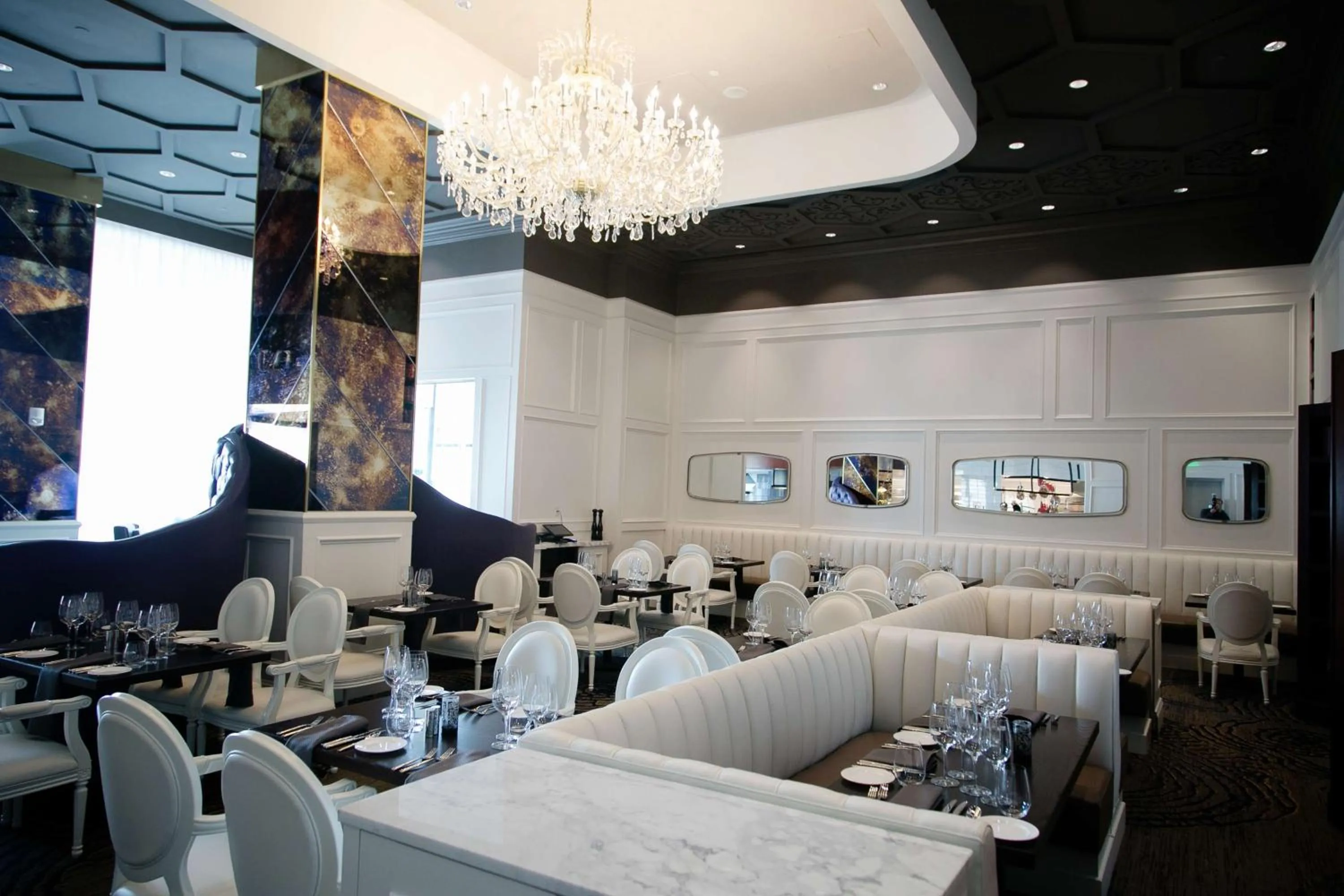 Restaurant/places to eat in Hilton Norfolk The Main