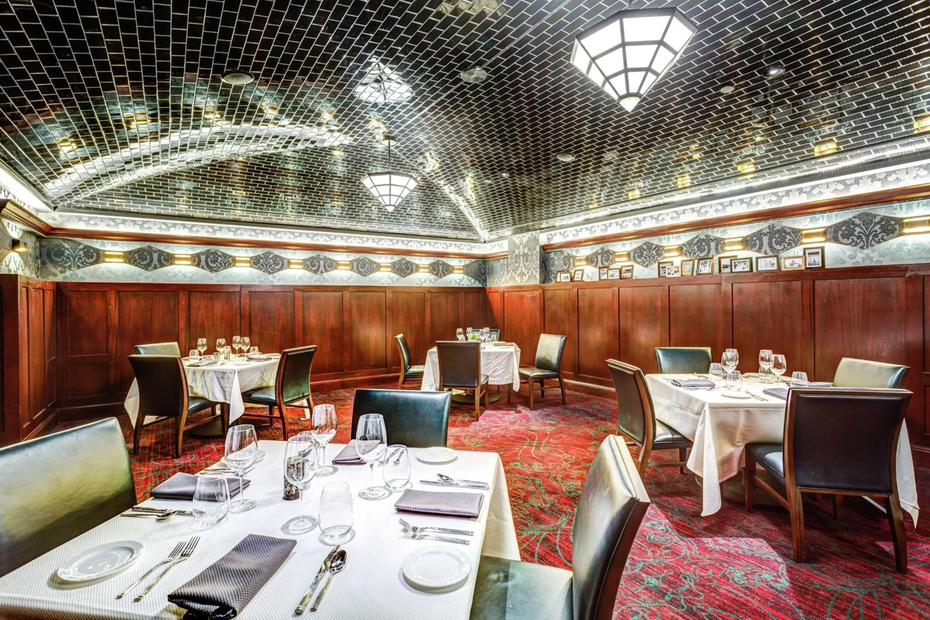 Restaurant/places to eat in Hilton Norfolk The Main