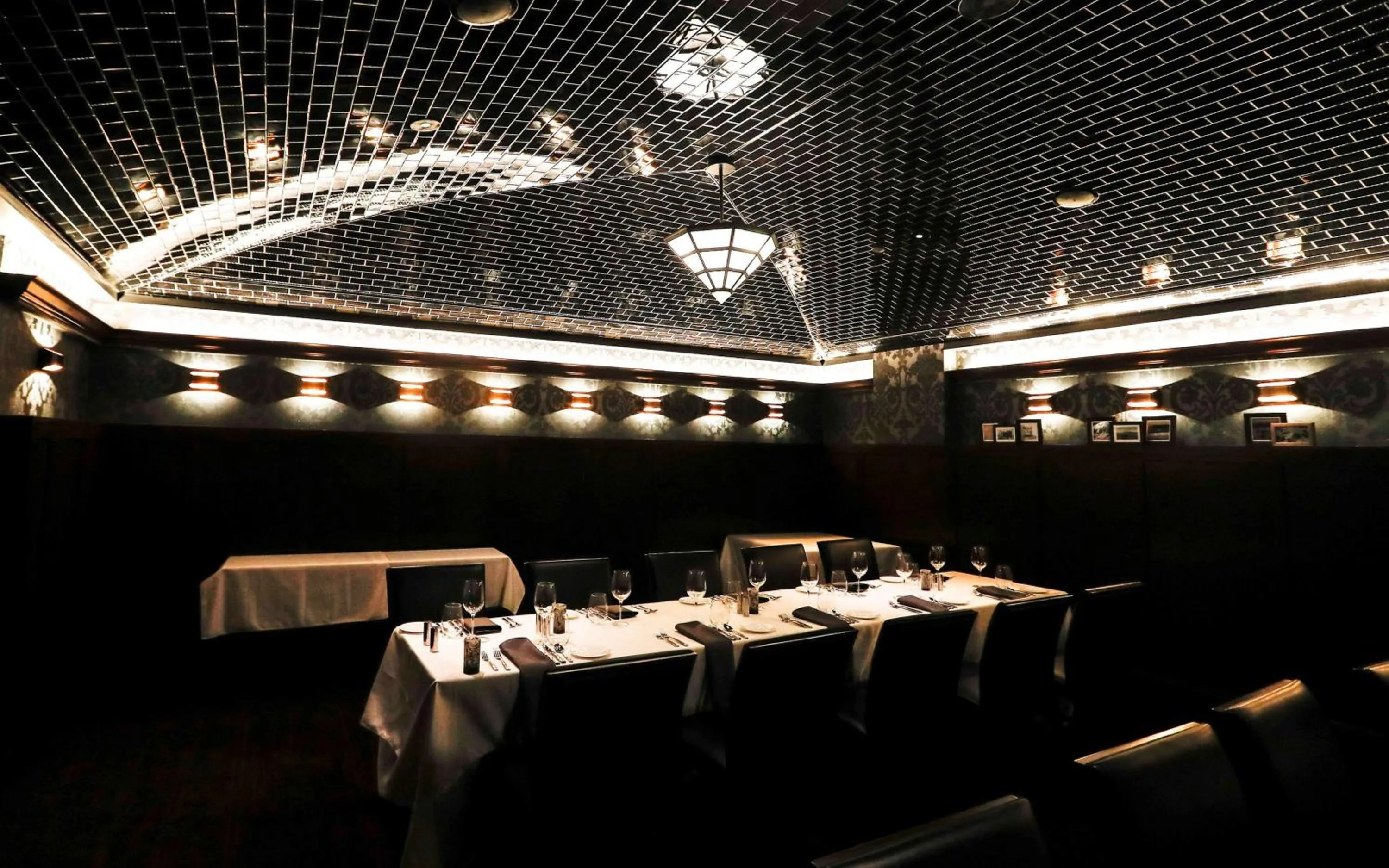 Restaurant/places to eat in Hilton Norfolk The Main