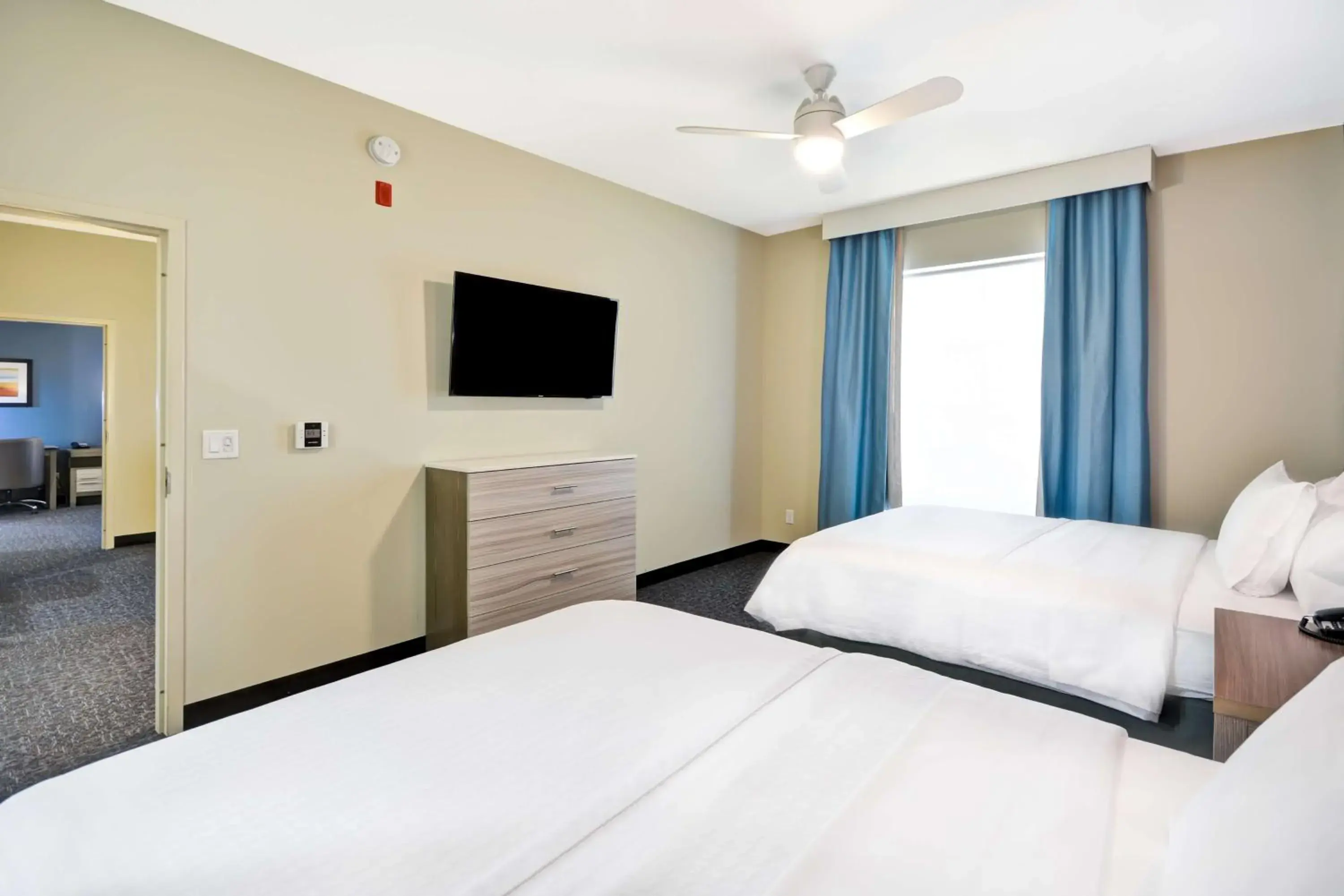 Two Bedroom Suite with Two Bathrooms in Homewood Suites by Hilton Orlando Theme Parks Two Bedroom Suite with Two Bathrooms in Homewood Suites by Hilton Orlando Theme Parks