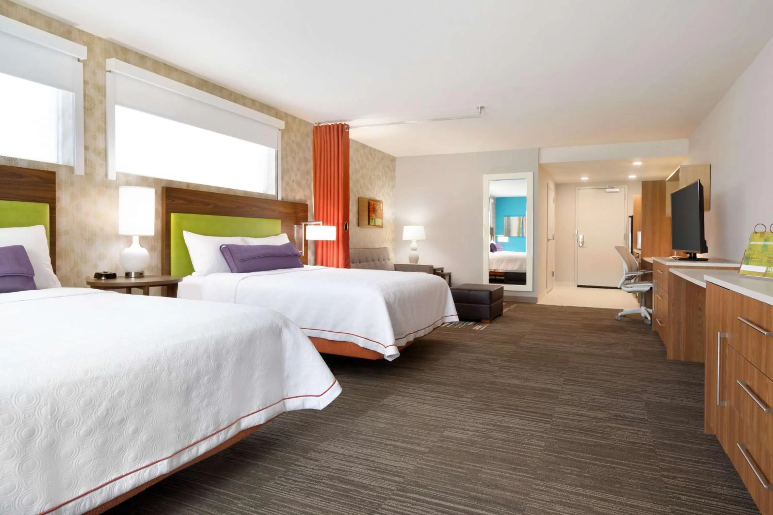 Bedroom, Bed in Home2 Suites by Hilton Roanoke