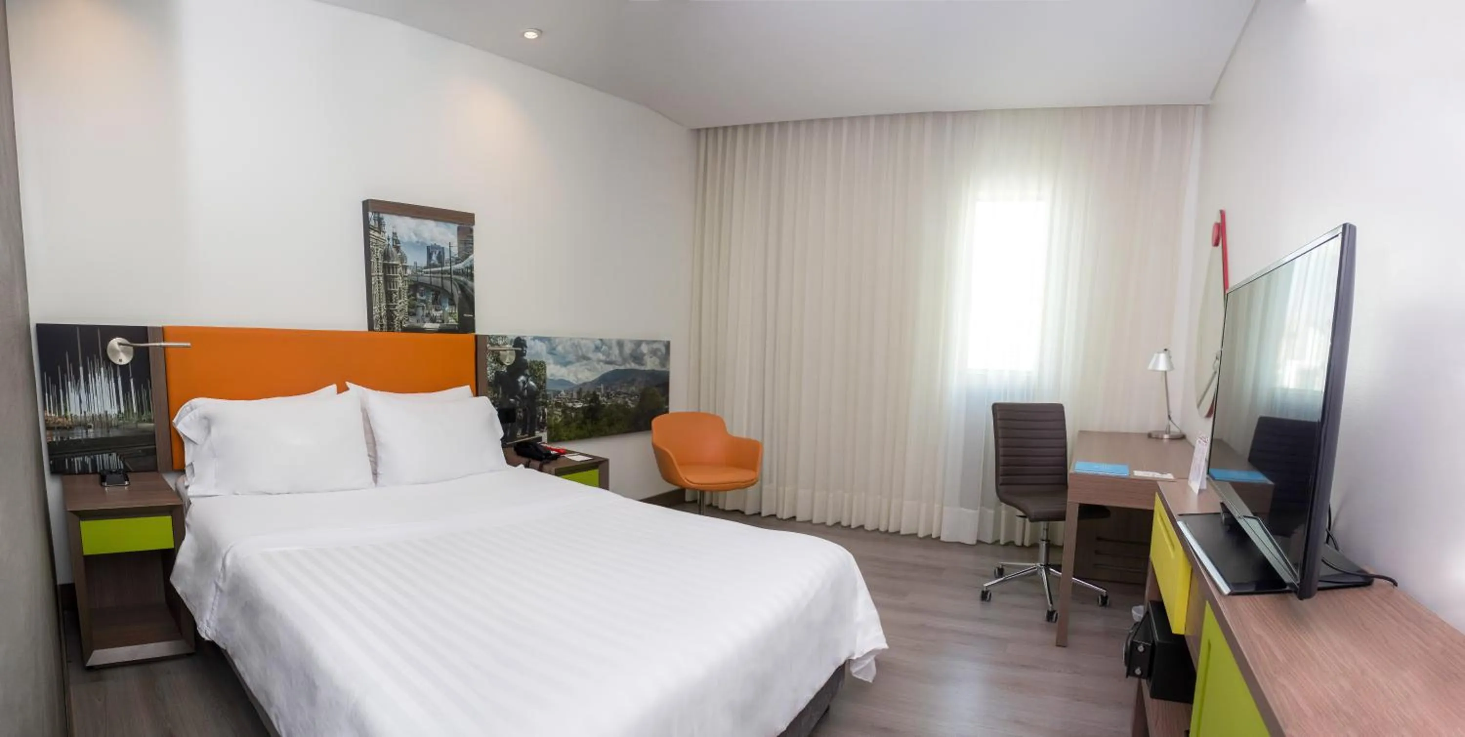 Bed in Hampton by Hilton Medellin