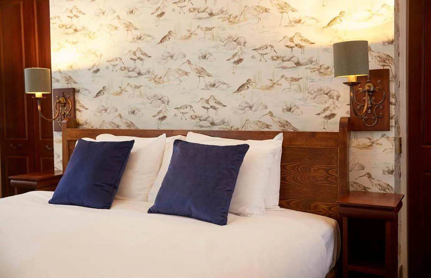 Bed in Old Manse Hotel by Greene King Inns